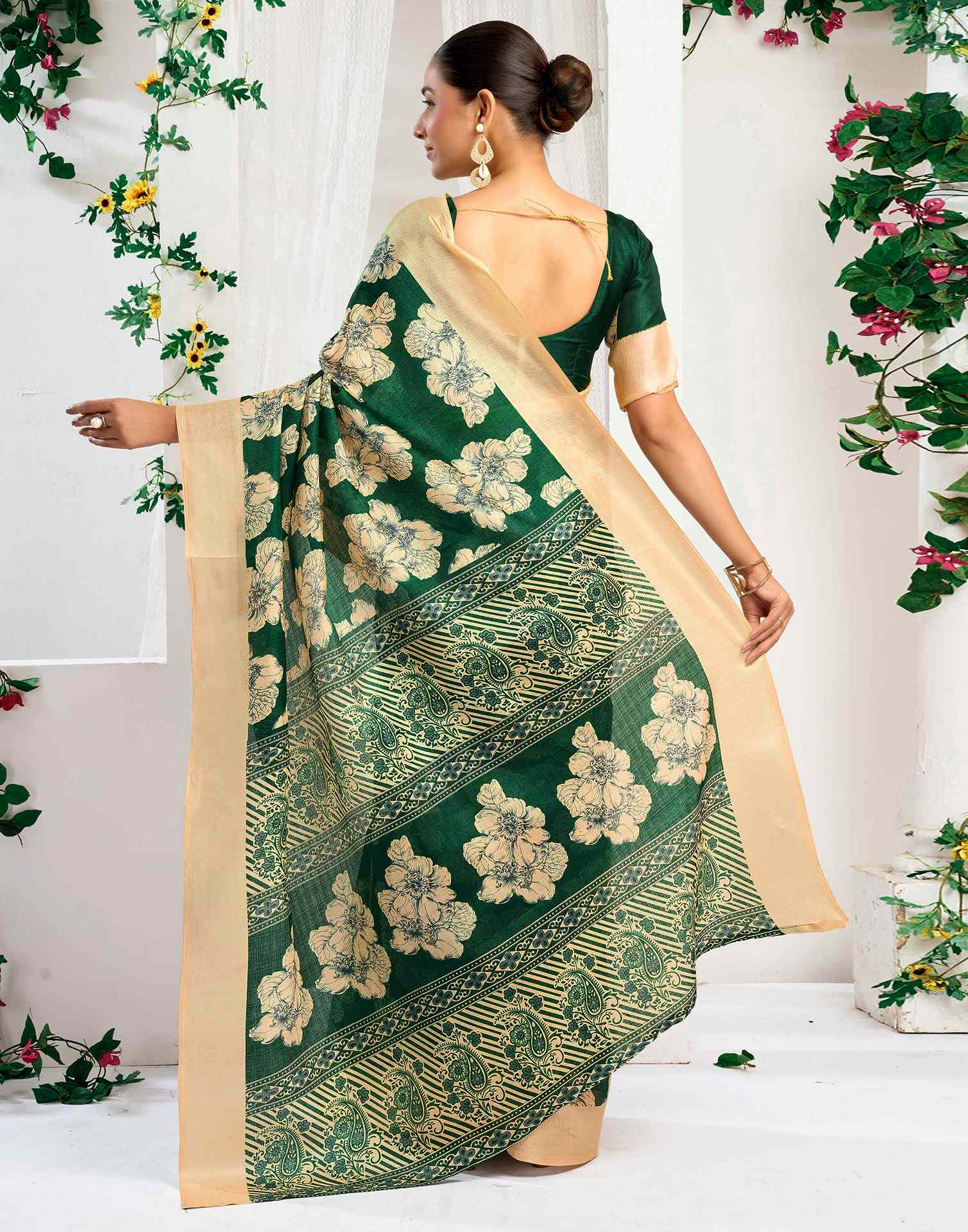 Green Cotton Floral Printed Saree