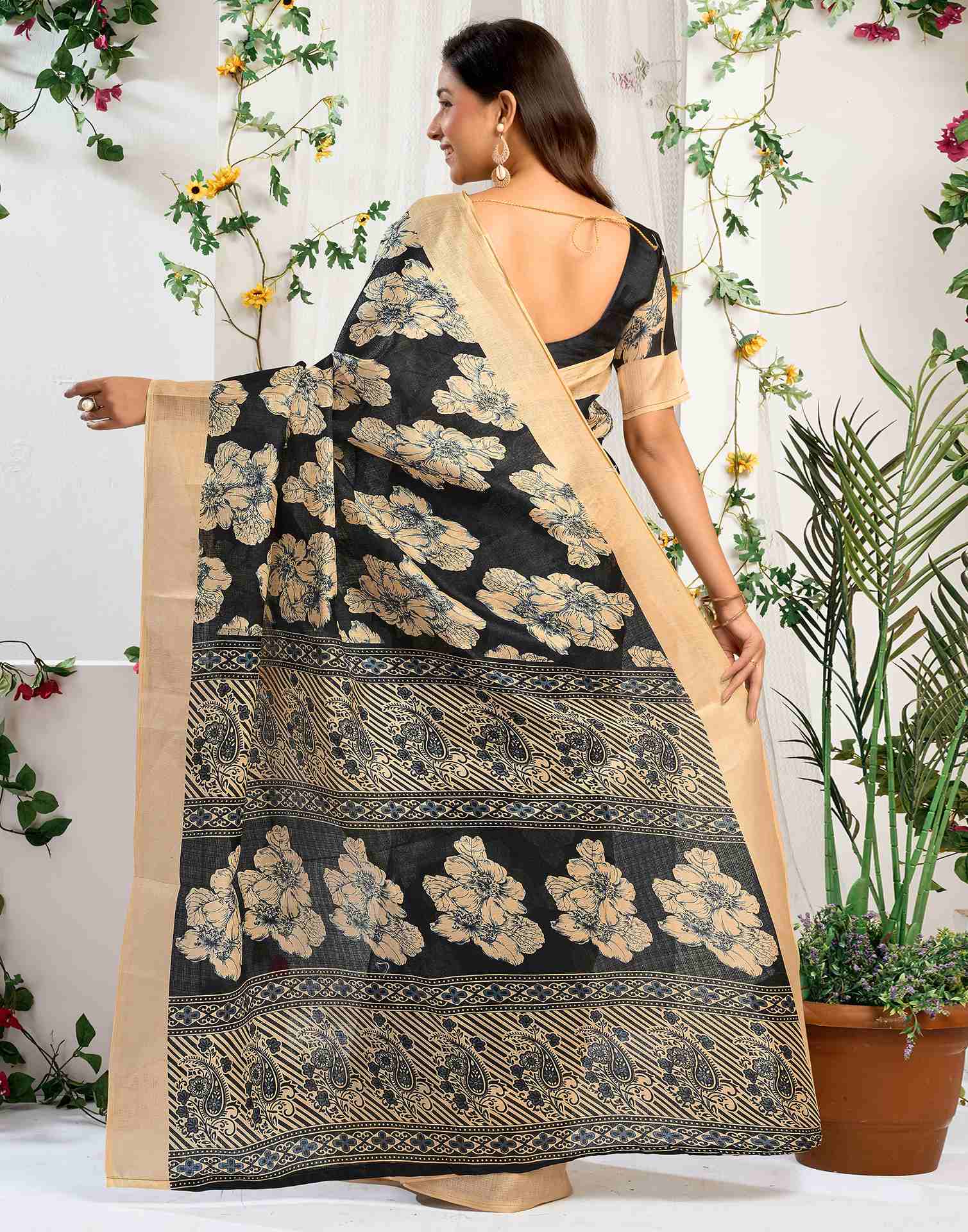 Black Cotton Floral Printed Saree