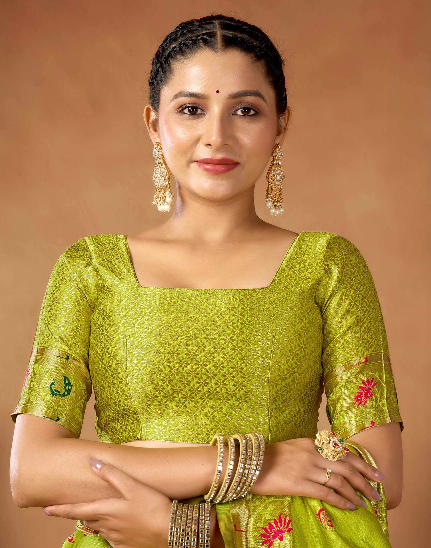 Lime Green Silk Woven Paithani Saree