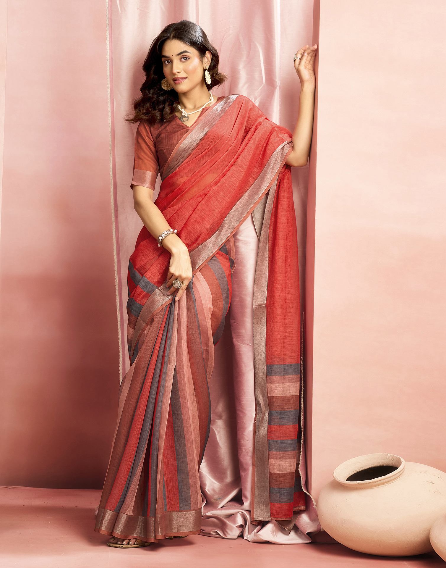 Brown Cotton Linen Printed Saree