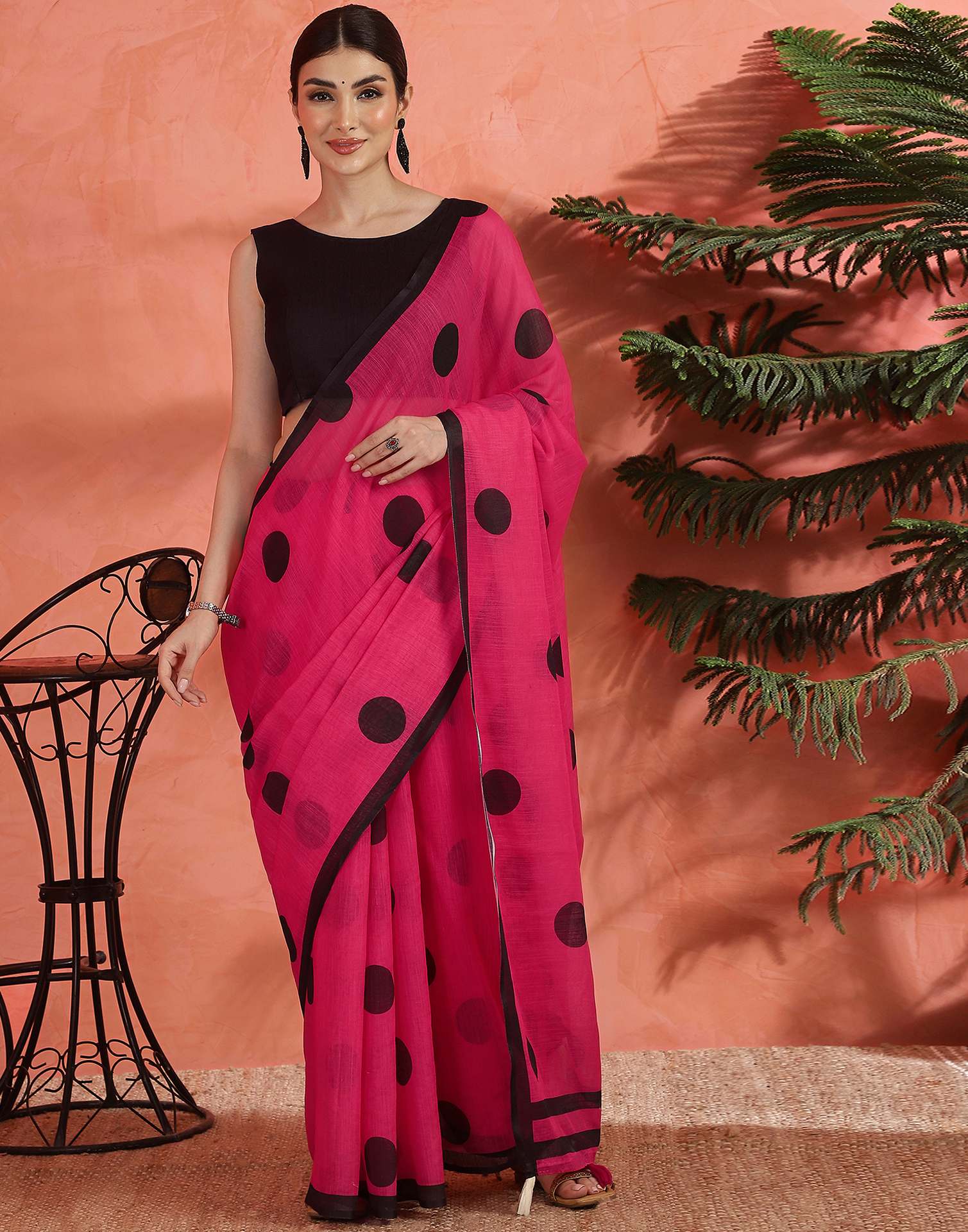 Bright Pink Linen Printed Saree
