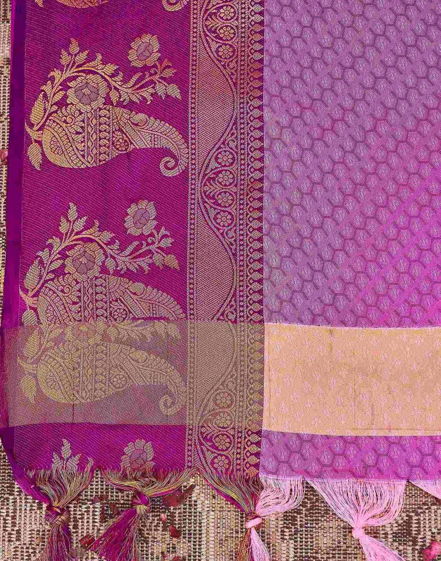 Pink Silk Woven Kanjivaram Saree