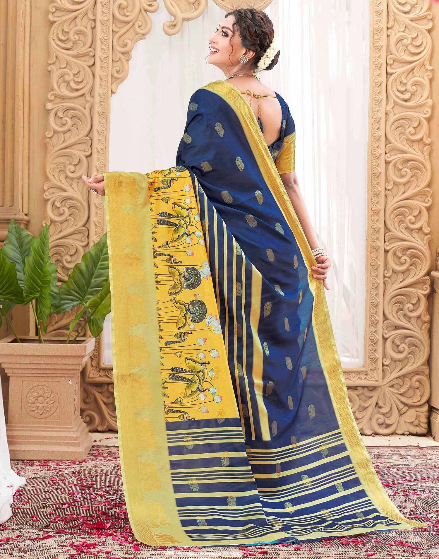 Navy Blue Silk Woven Kanjivaram Saree