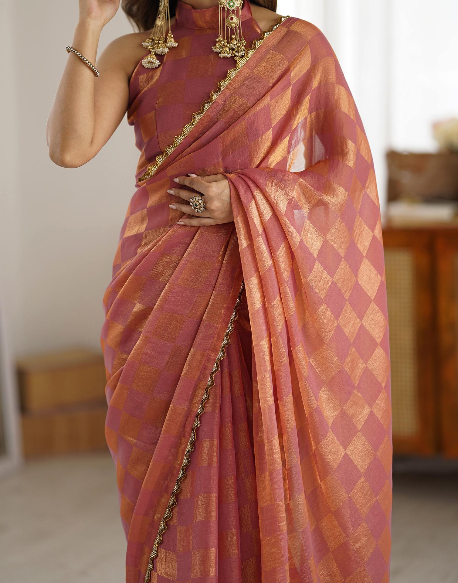 Pink Shimmer Woven Saree