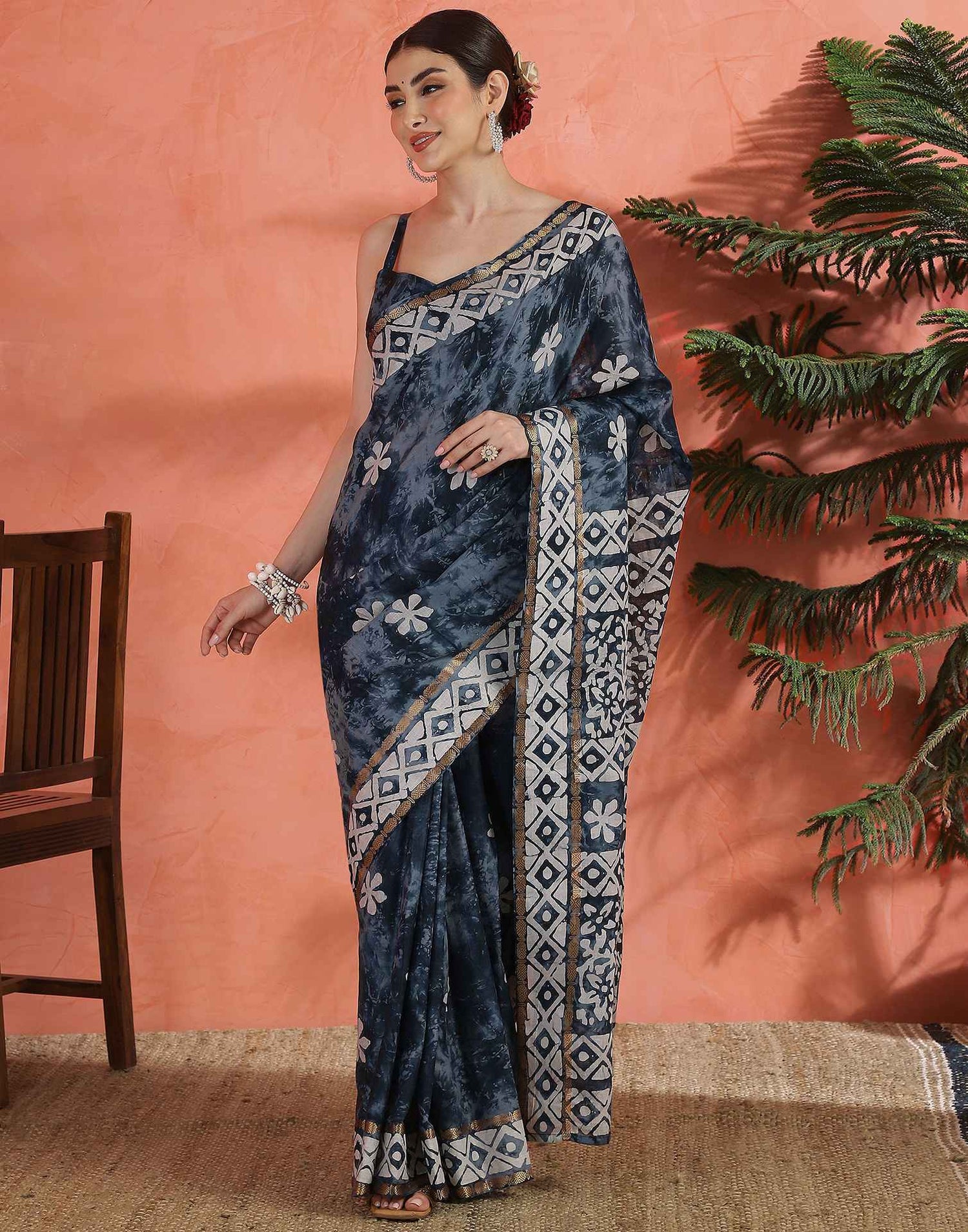Navy Blue Cotton Printed Saree