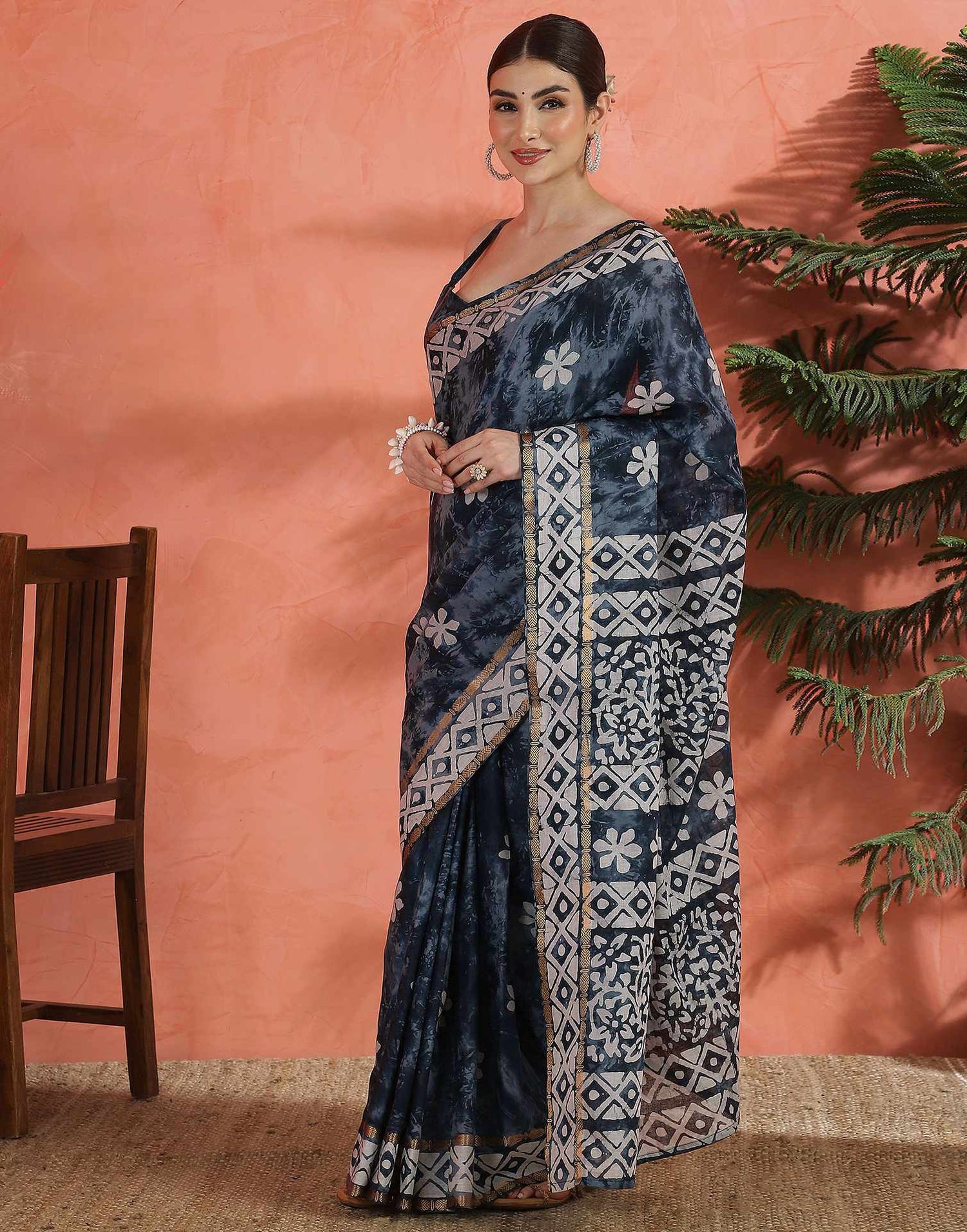 Navy Blue Cotton Printed Saree