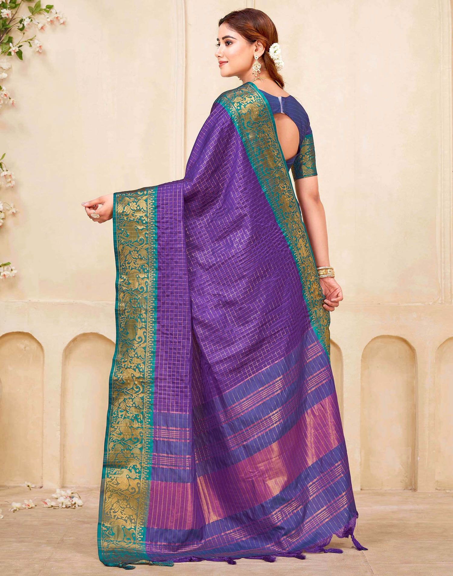 Dark Purple Silk Woven Kanjivaram Saree