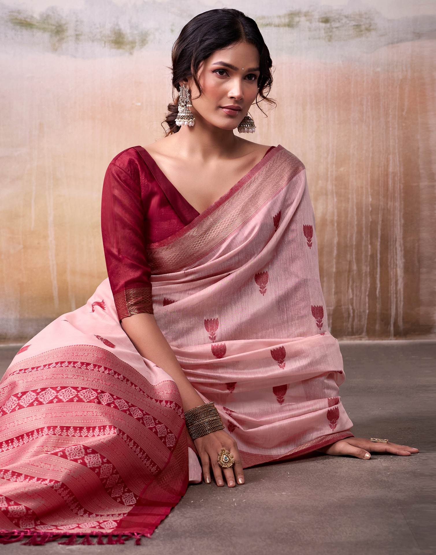 Pink Cotton Woven Saree