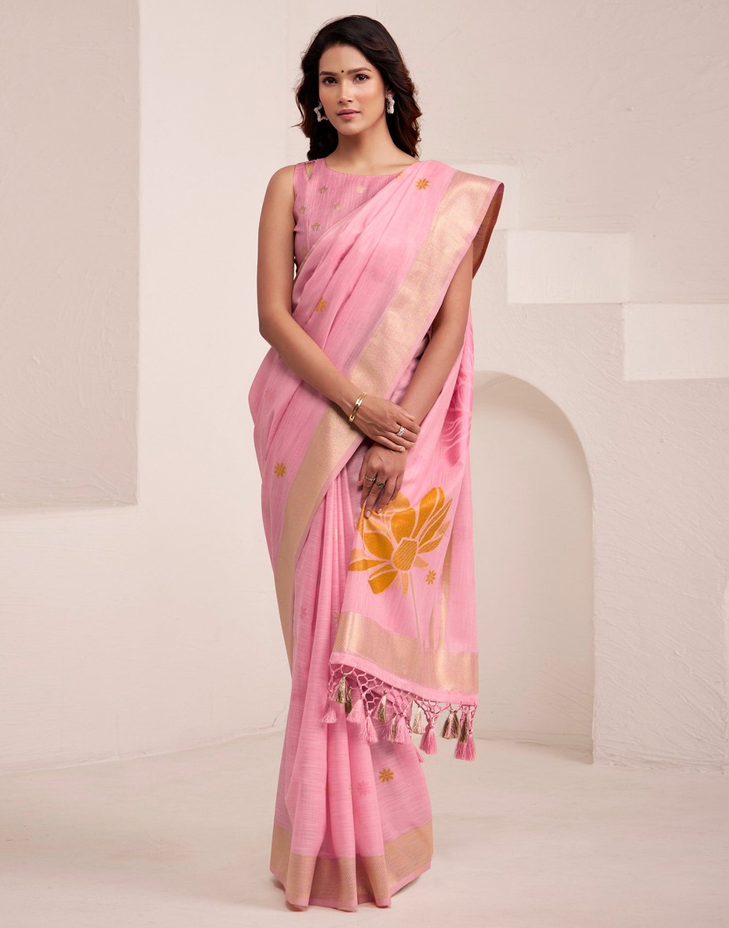 Pink Linen Woven Saree