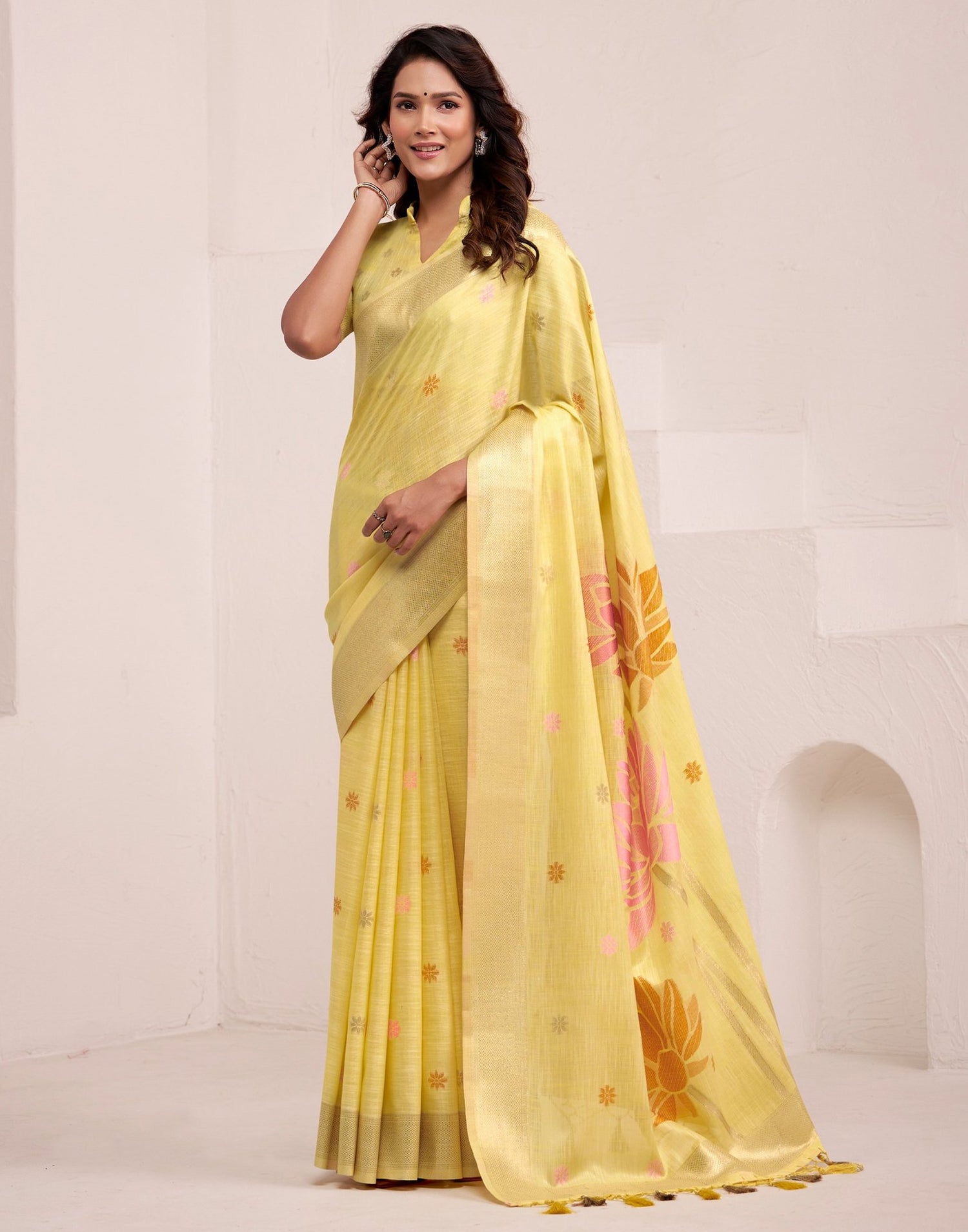 Light Yellow Linen Woven Saree
