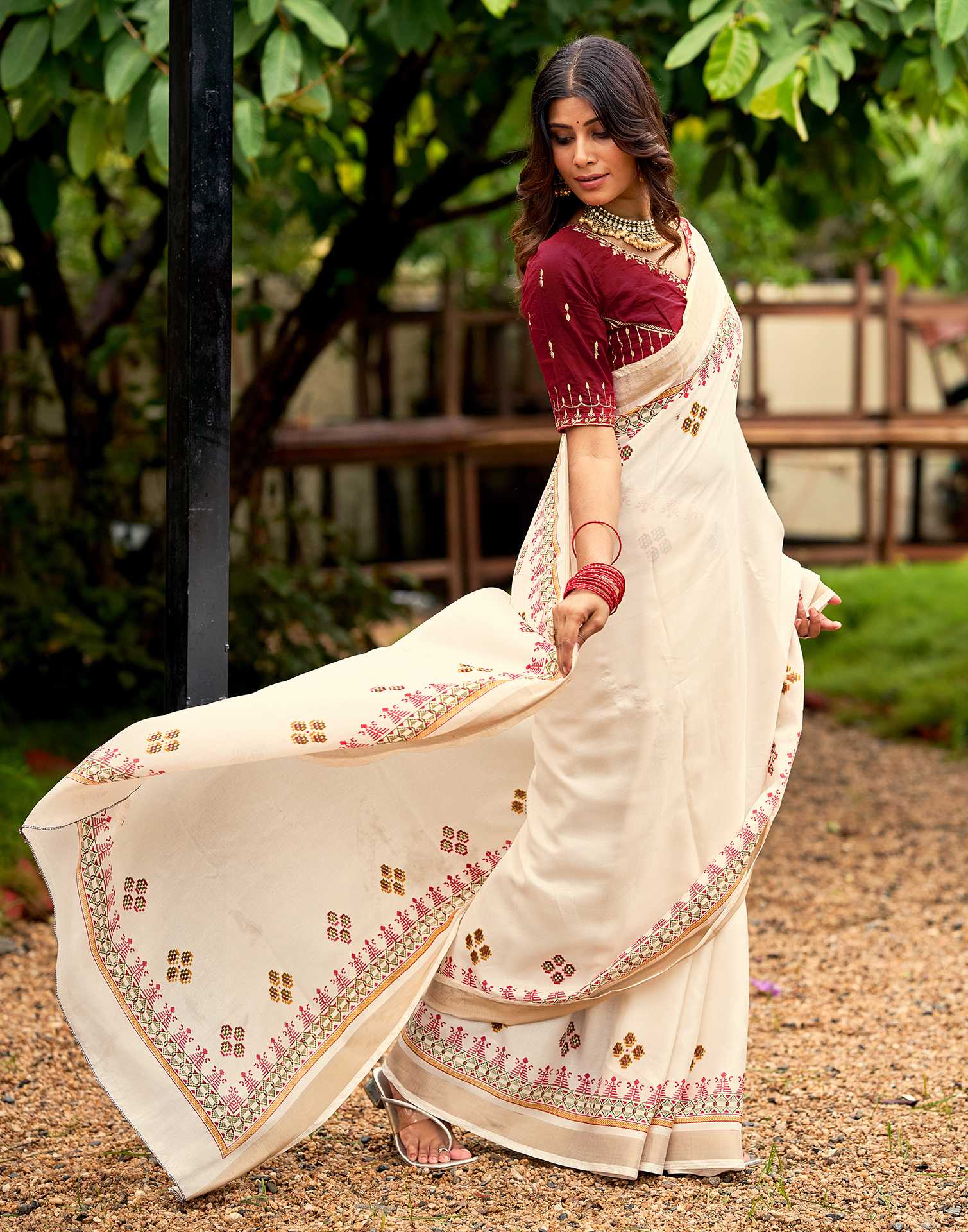 Cream Tussar Silk Printed Saree