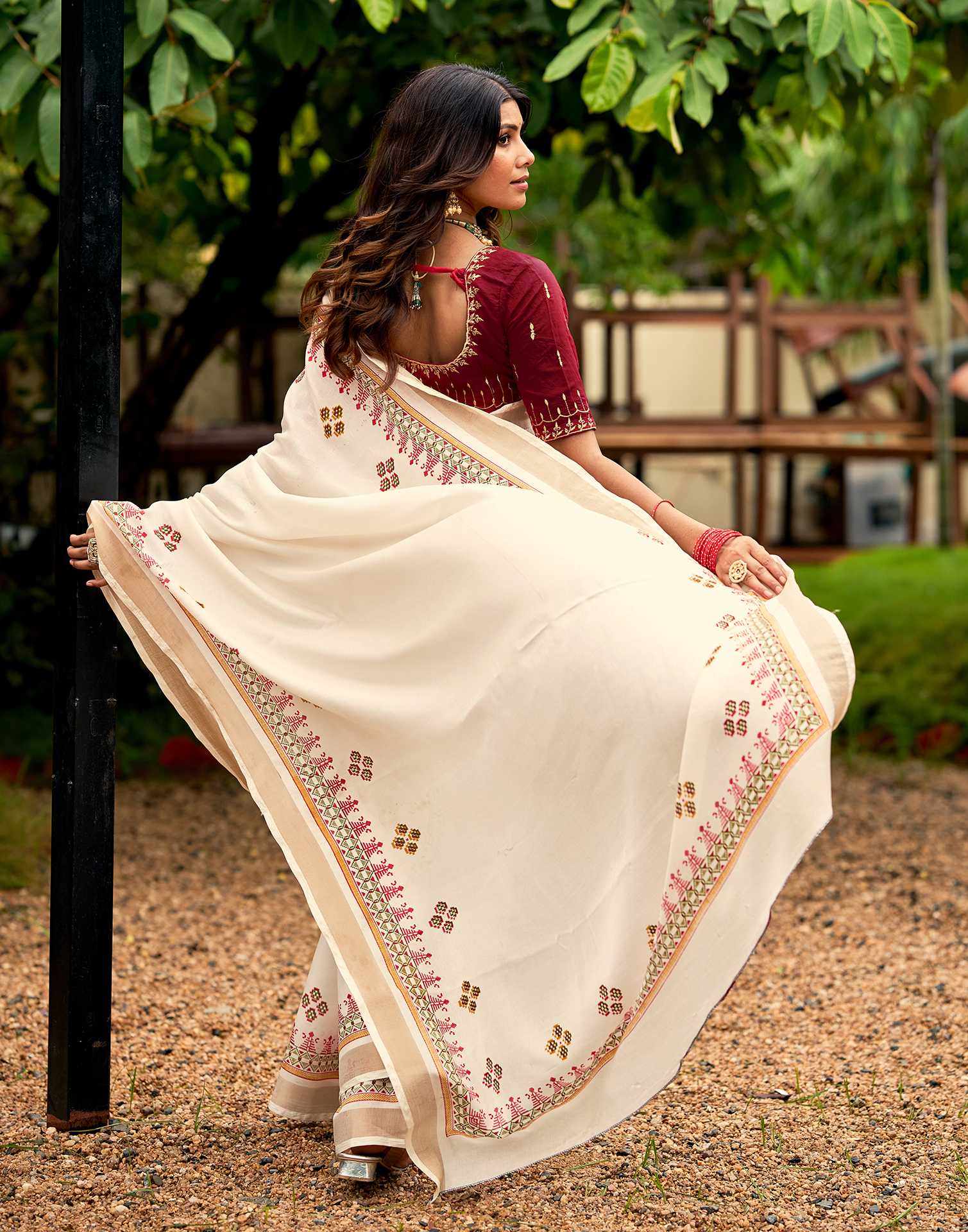 Cream Tussar Silk Printed Saree