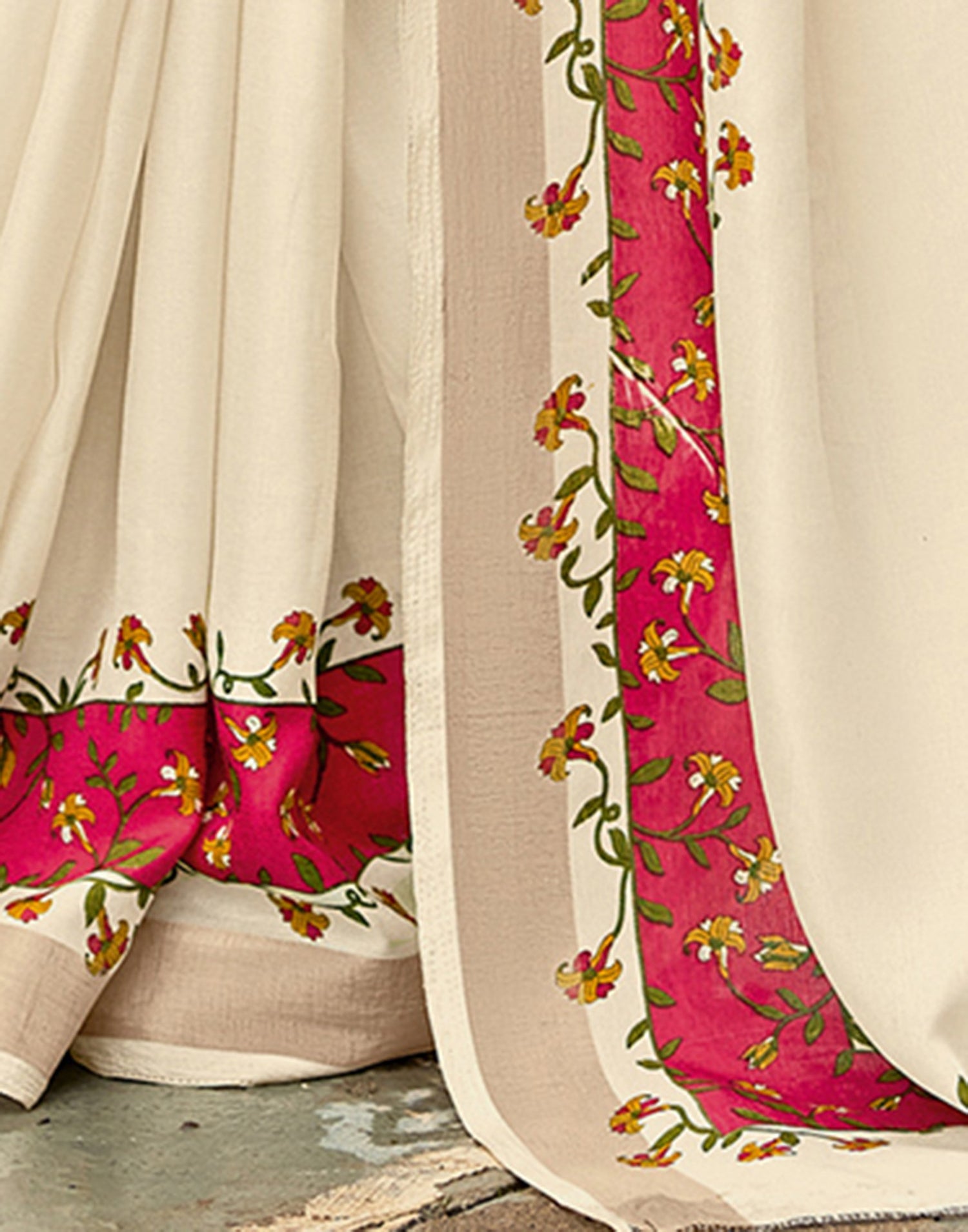 Cream Tussar Silk Printed Saree