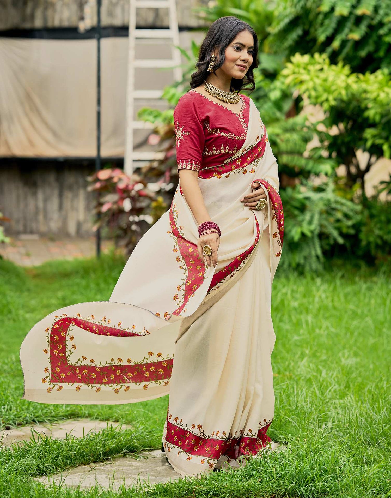 Cream Tussar Silk Printed Saree