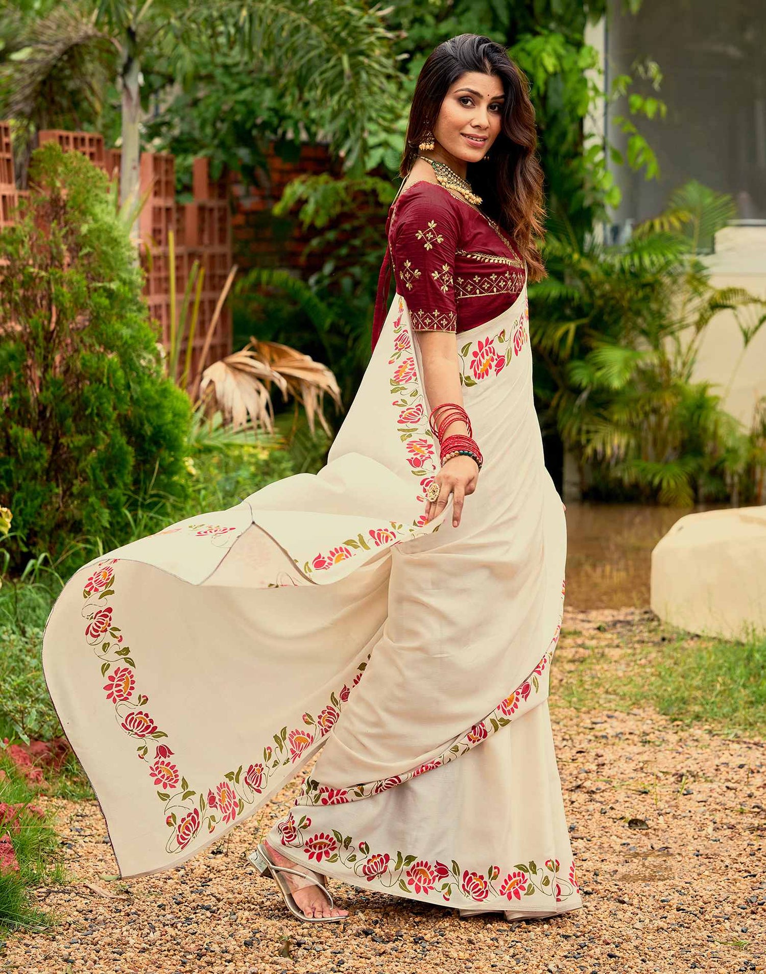 Cream Tussar Silk Printed Saree