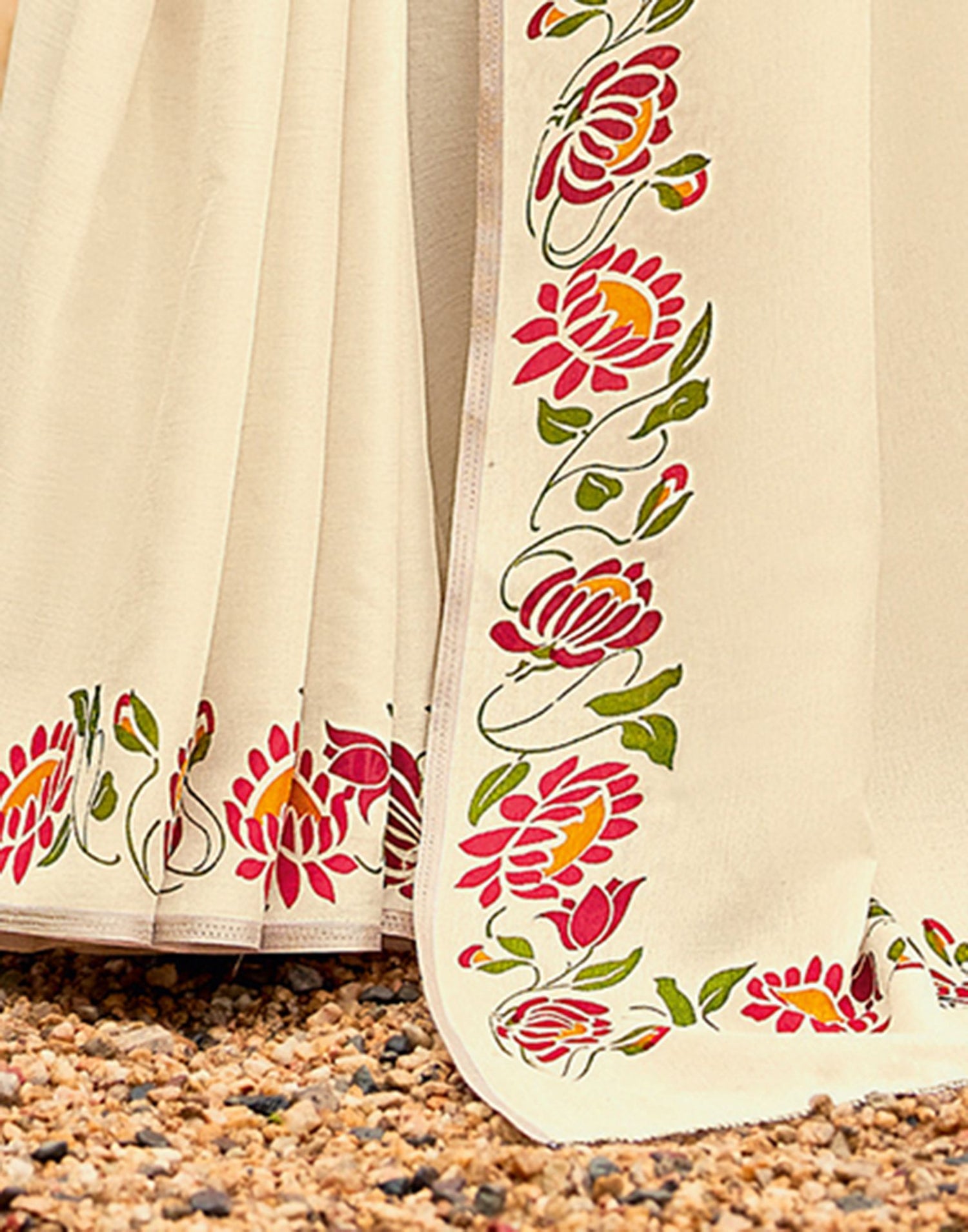 Cream Tussar Silk Printed Saree