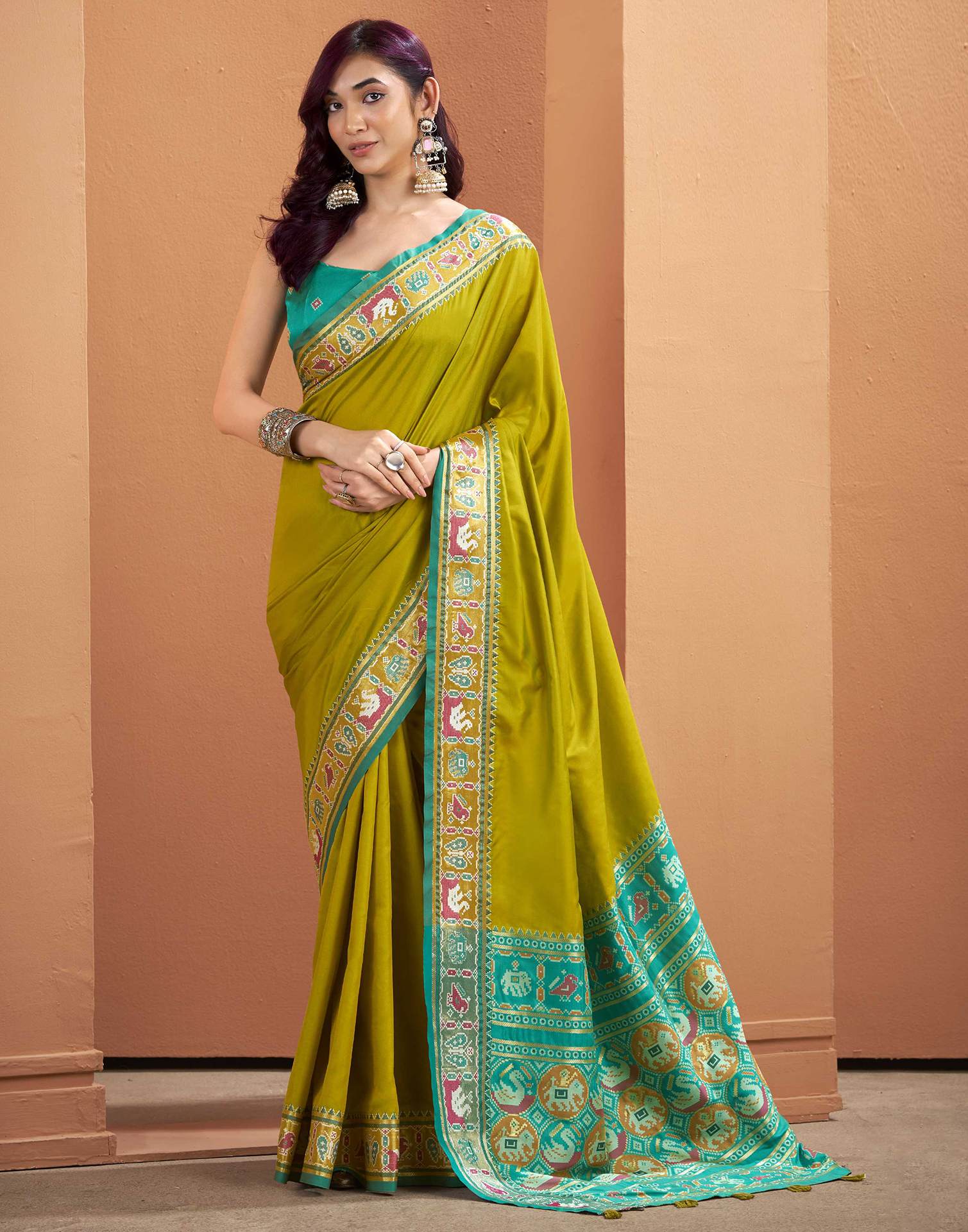 Mehandi Green Silk Woven Patola Saree