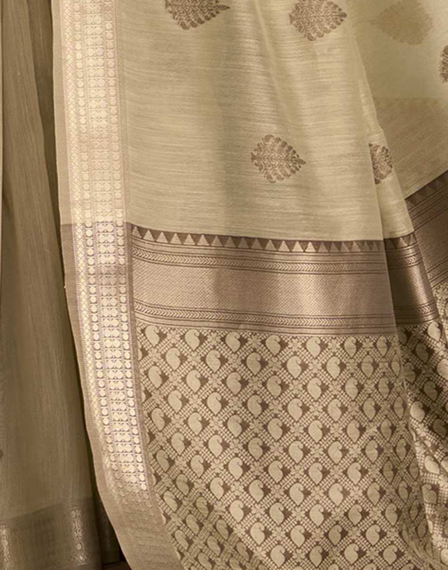 Dark Beige Cotton Woven Saree