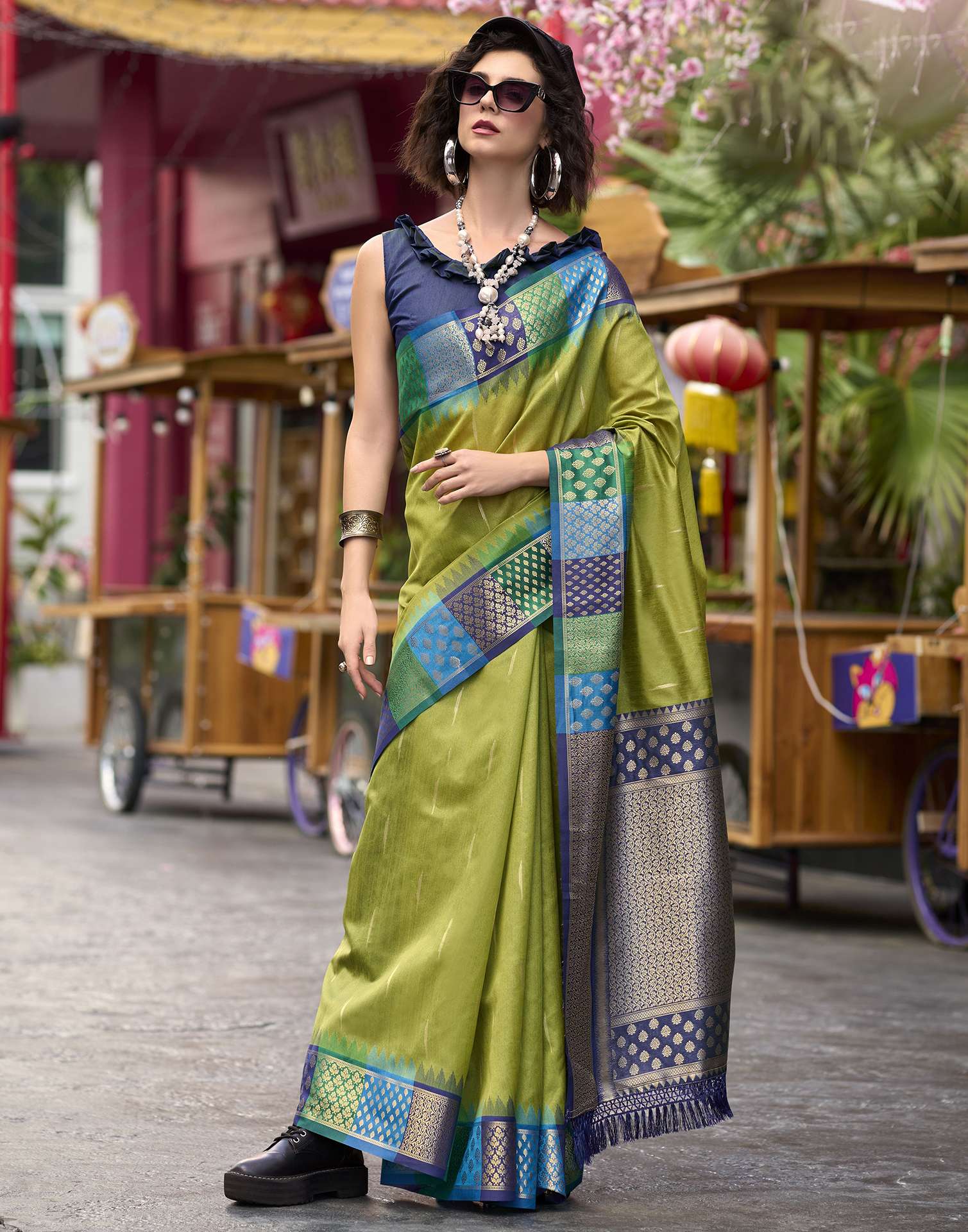 Mehandi Green Silk Woven Saree