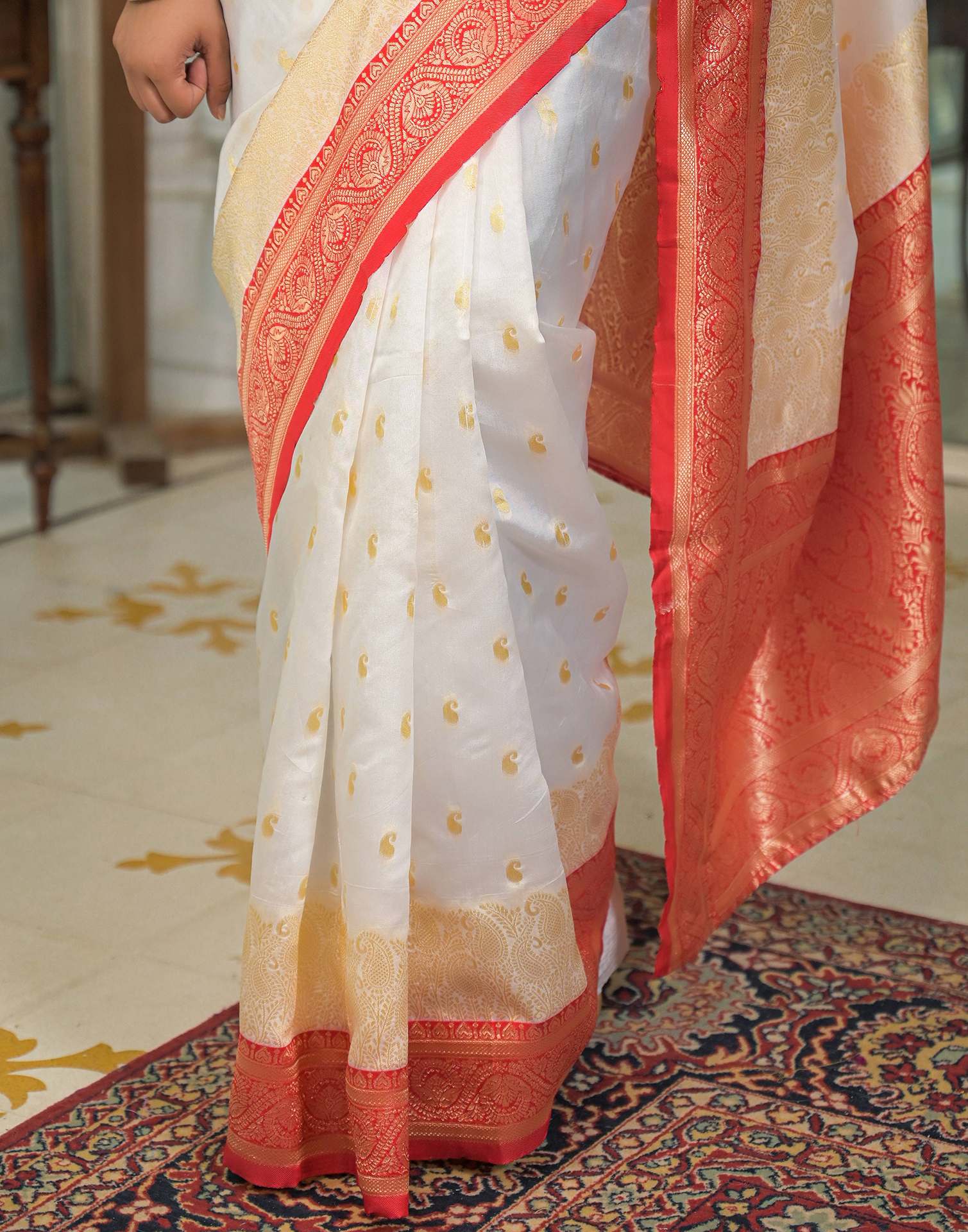 Off White Silk Woven Banarasi Saree