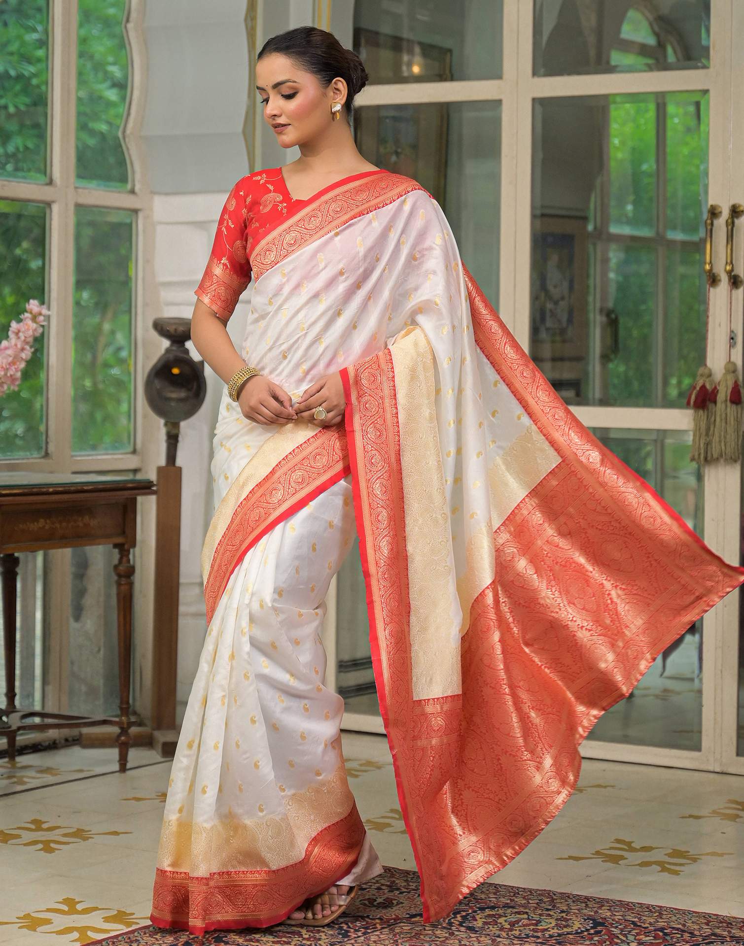 Off White Silk Woven Banarasi Saree