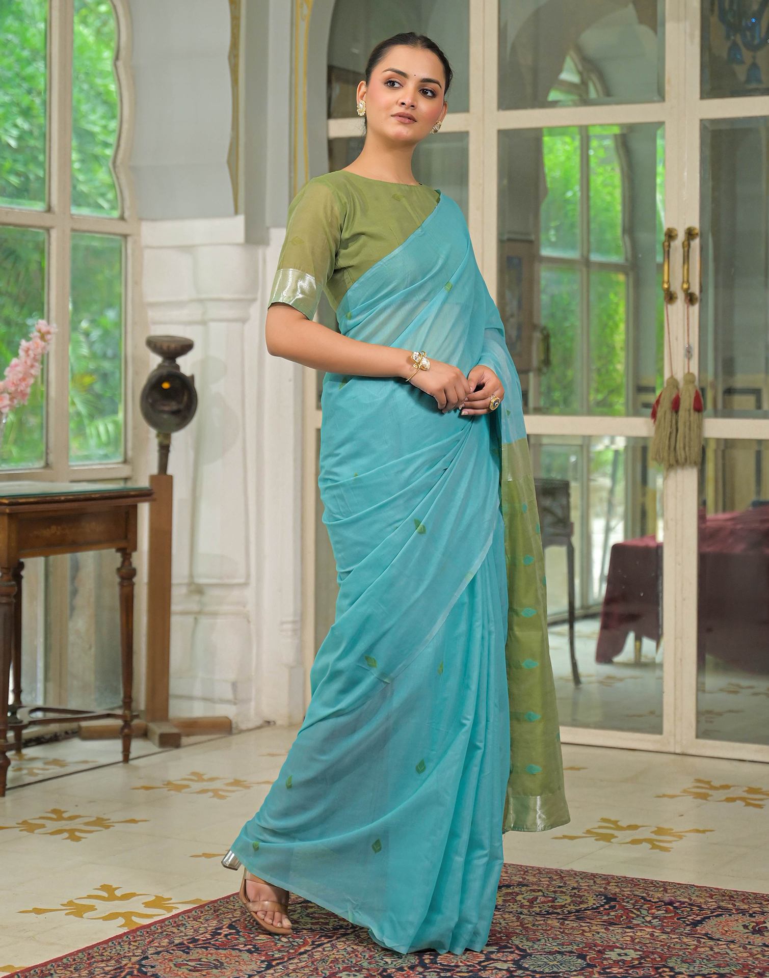 Turqoise Blue Linen Woven Saree