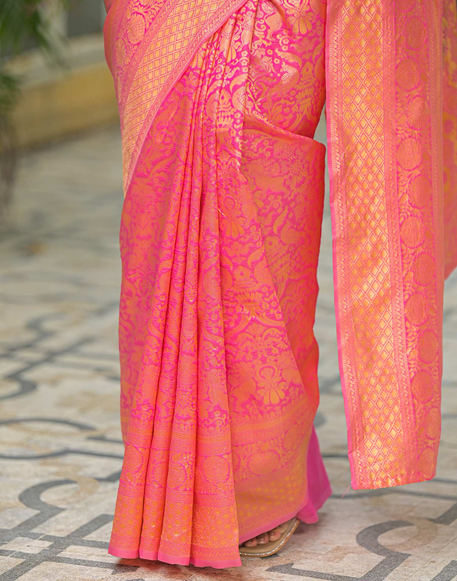 Pink Silk Woven Banarasi Saree