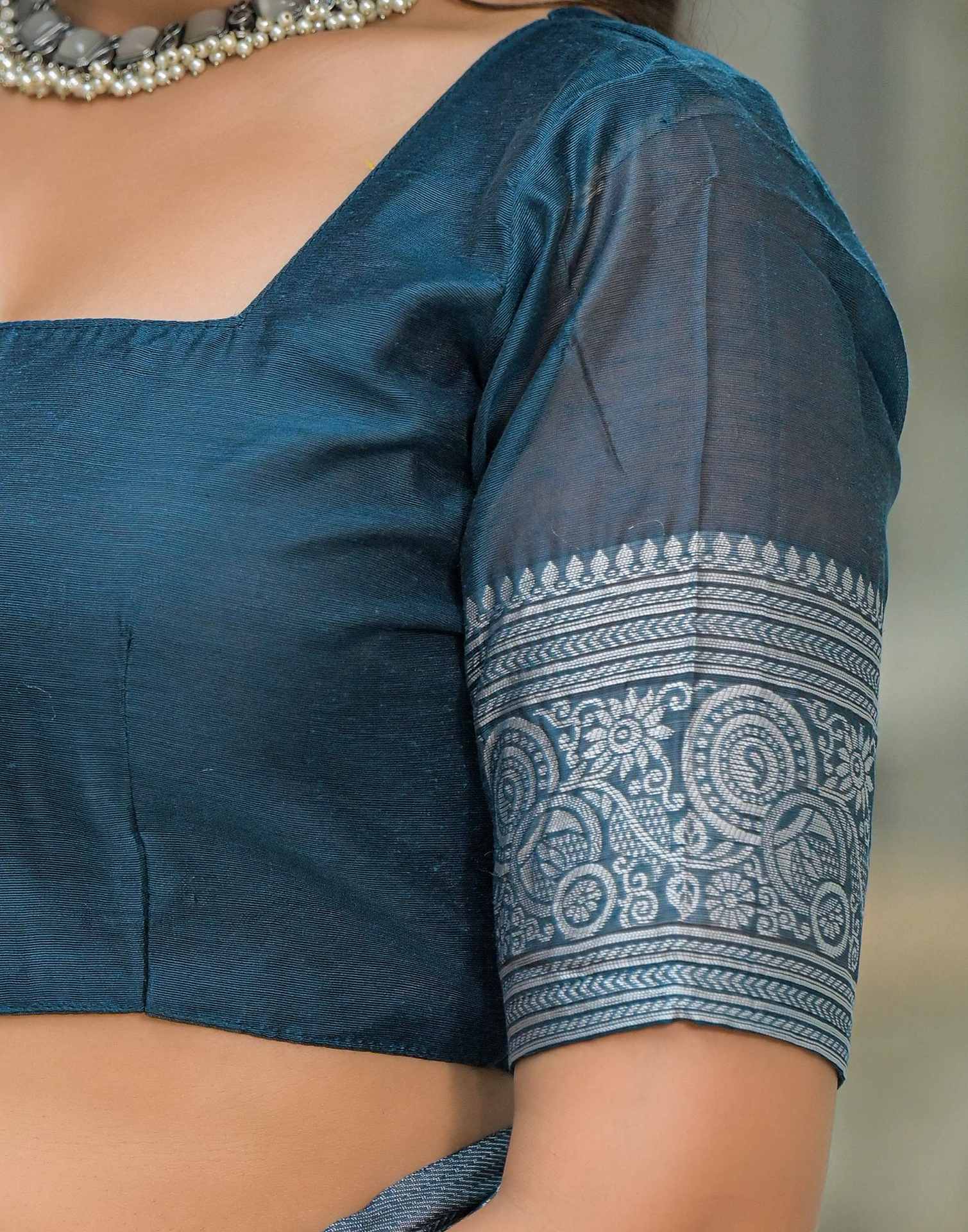 Rama Green Silk Woven Saree