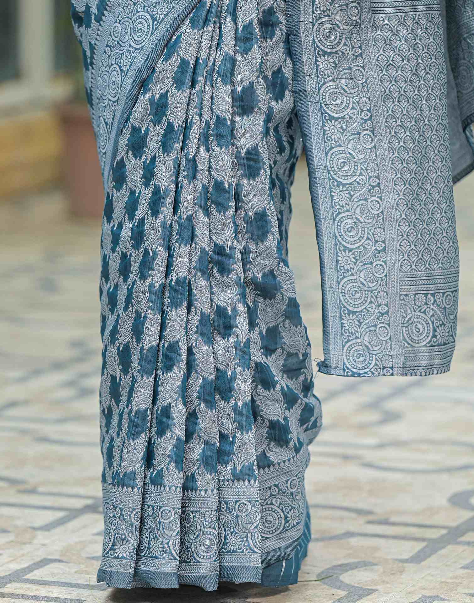Rama Green Silk Woven Saree