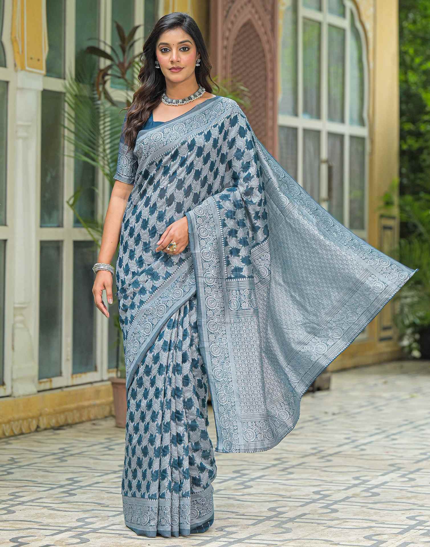 Rama Green Silk Woven Saree