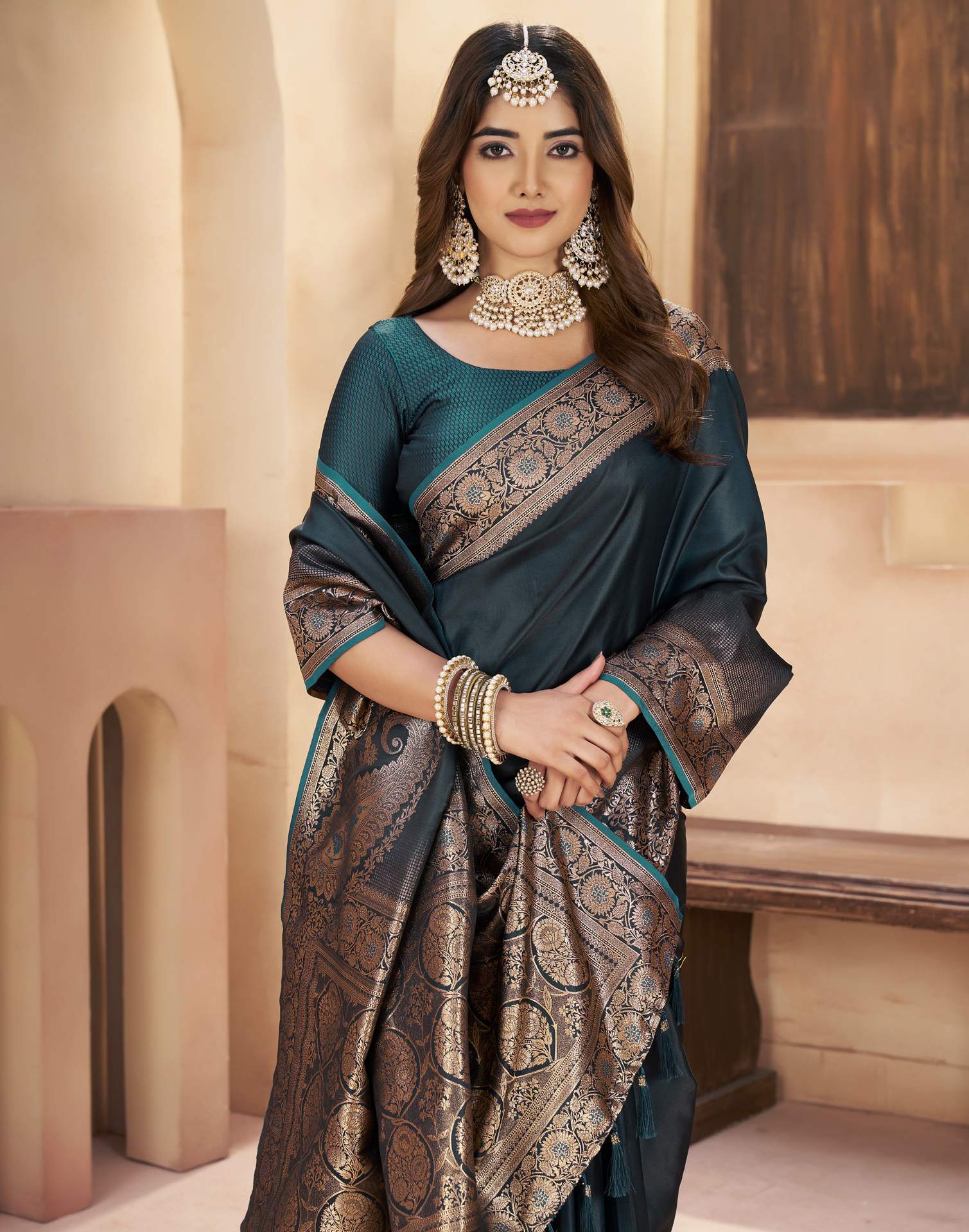 Rama Green Silk Woven Saree