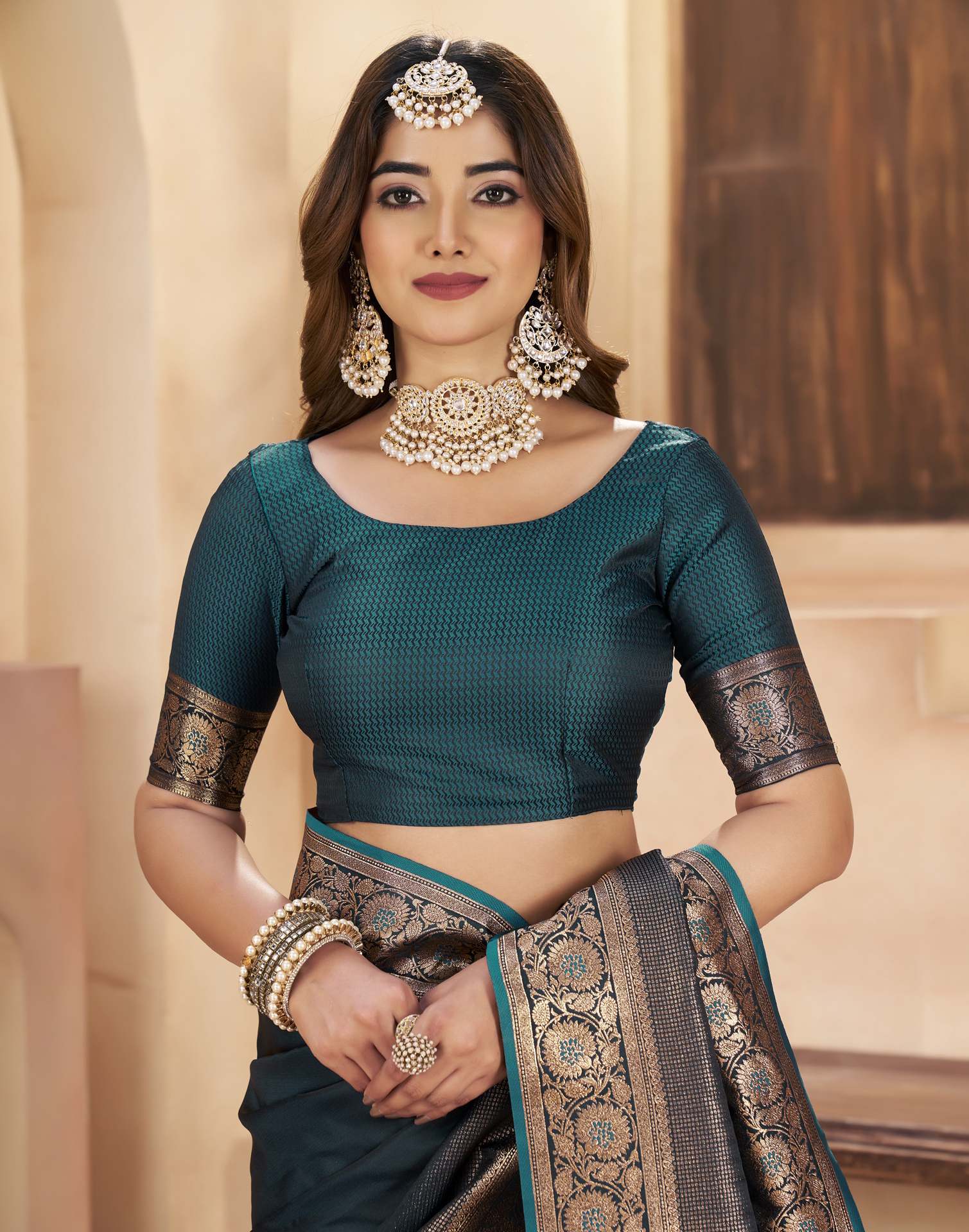 Rama Green Silk Woven Saree