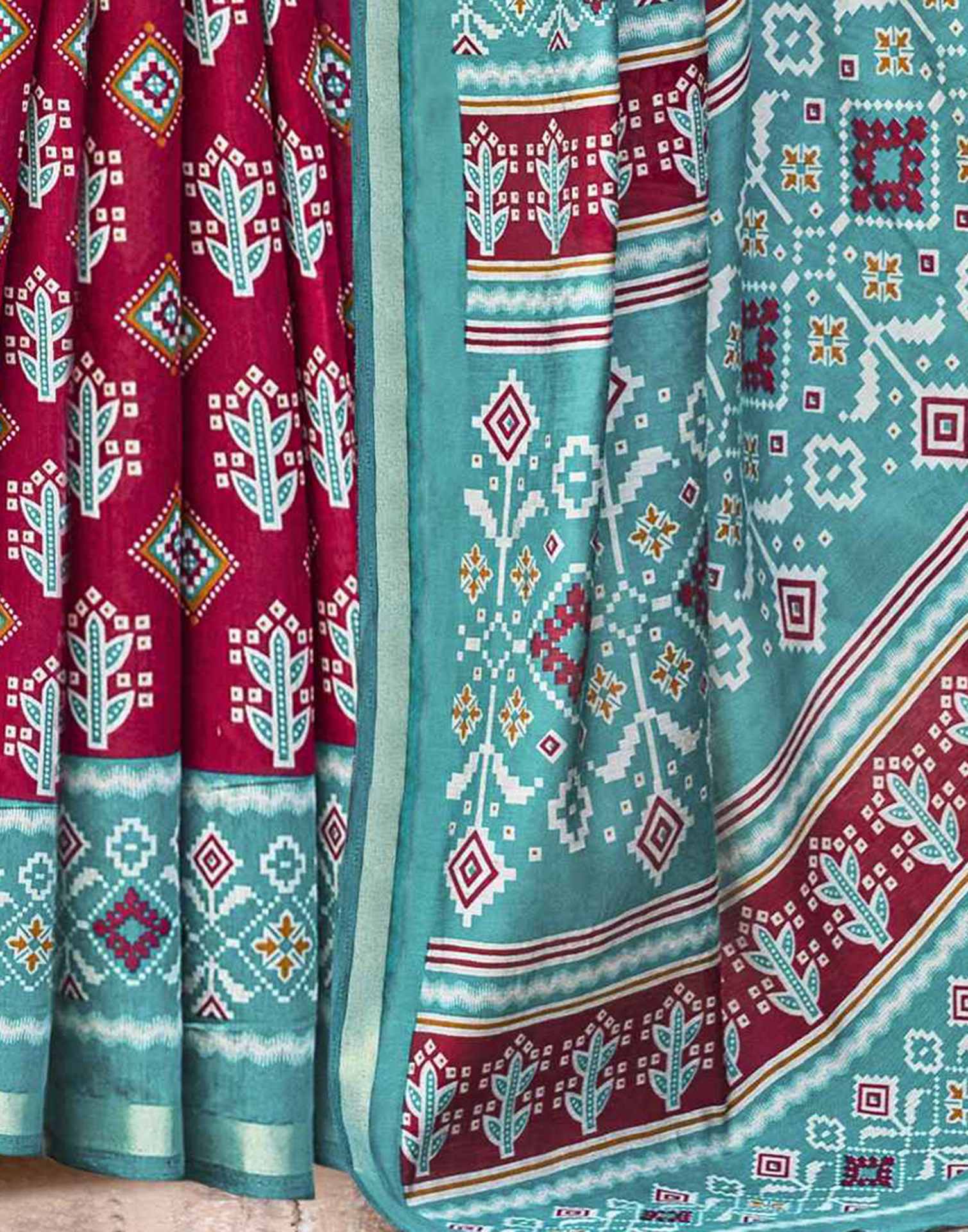 Red Cotton Printed Patola Saree