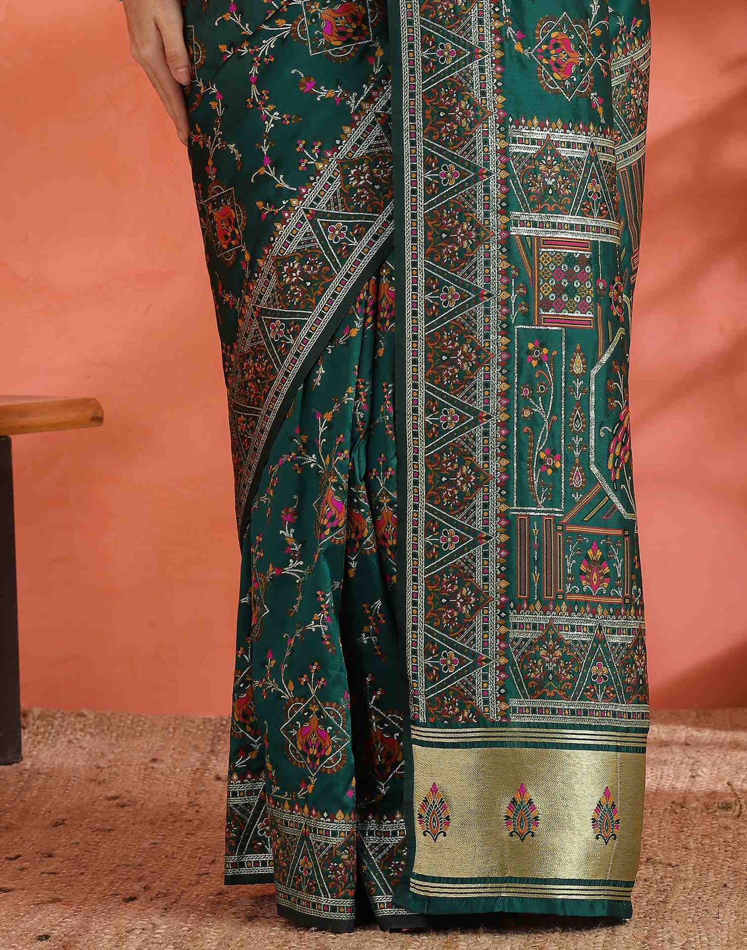 Rama Green Silk Woven Saree