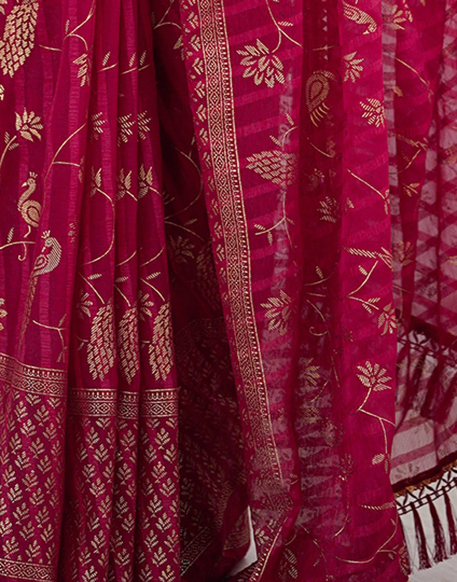 Red Georgette Foil Printed Saree