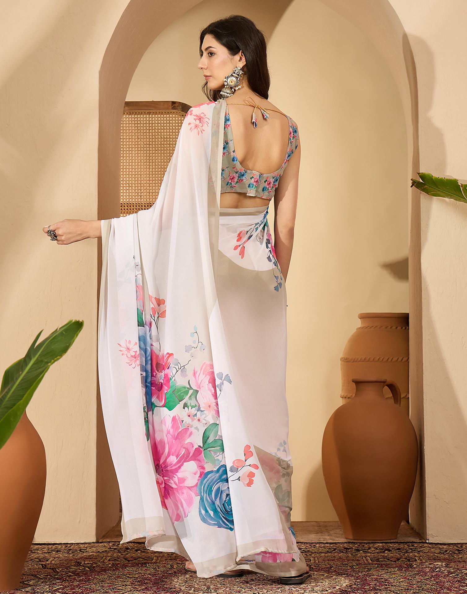 Off White Georgette Floral Printed Saree