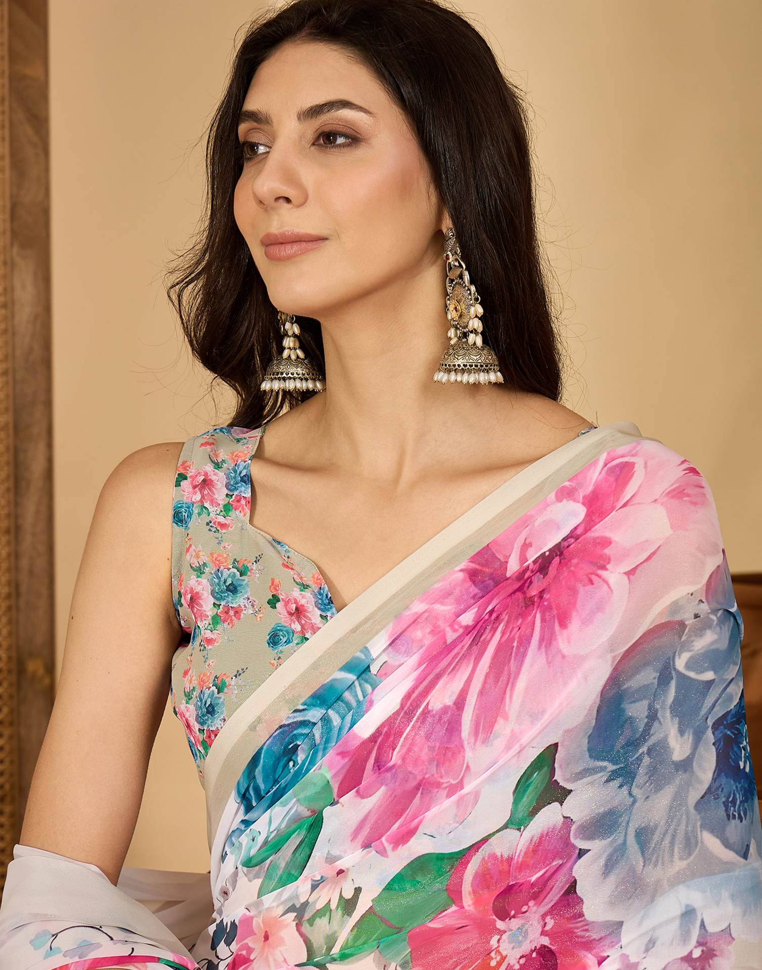 Off White Georgette Floral Printed Saree