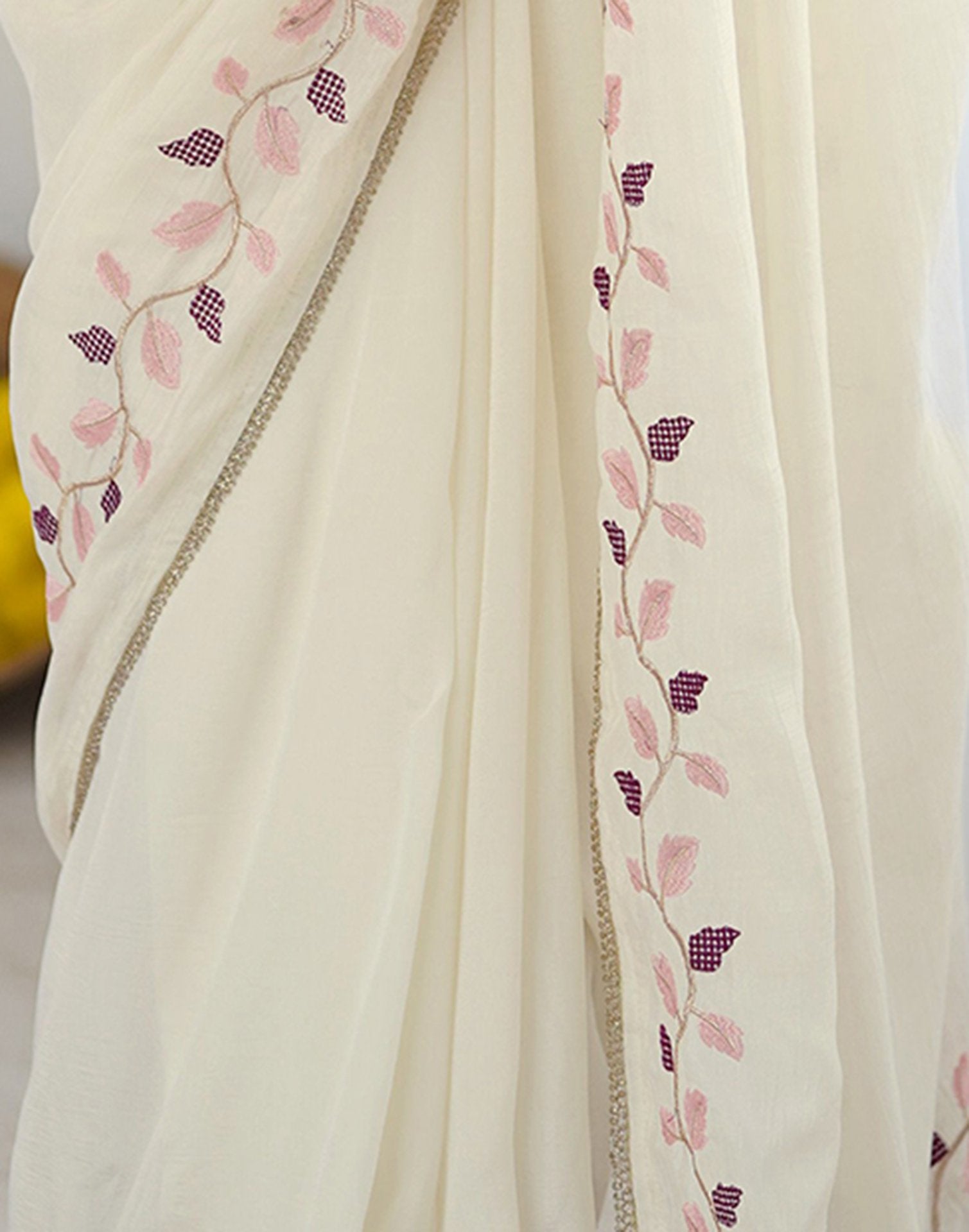 Off White Silk Embroidery Saree