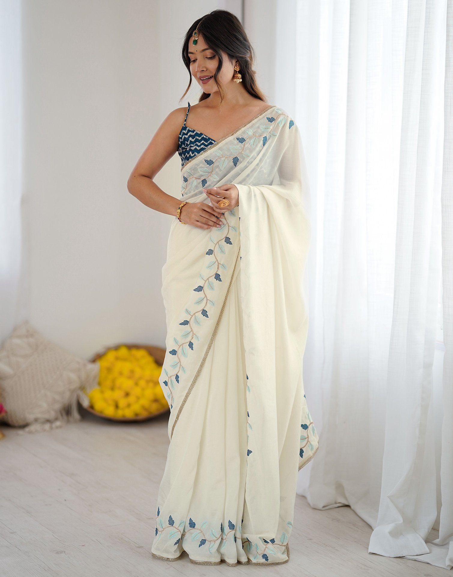 Off White Silk Embroidery Saree