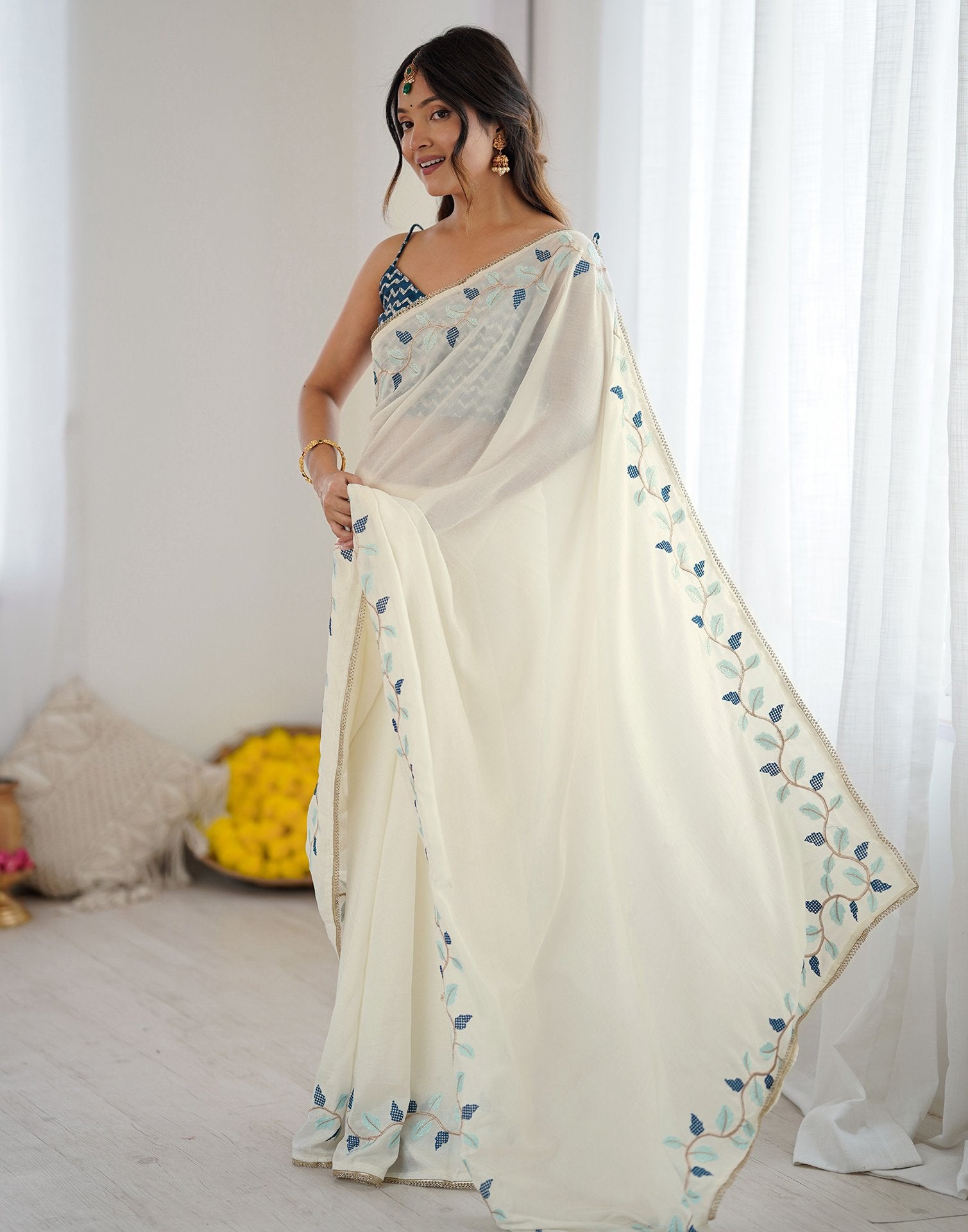 Off White Silk Embroidery Saree