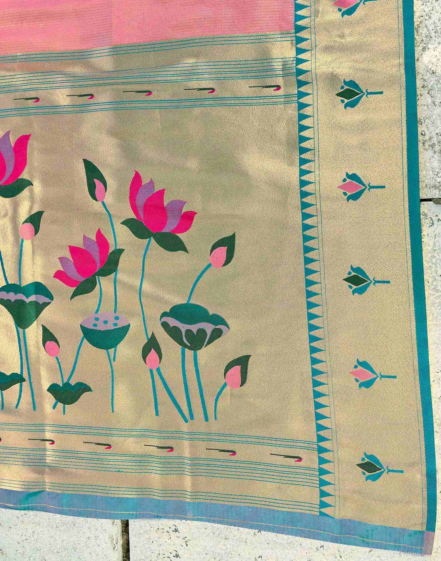 Rose Pink Silk Woven Paithani Saree