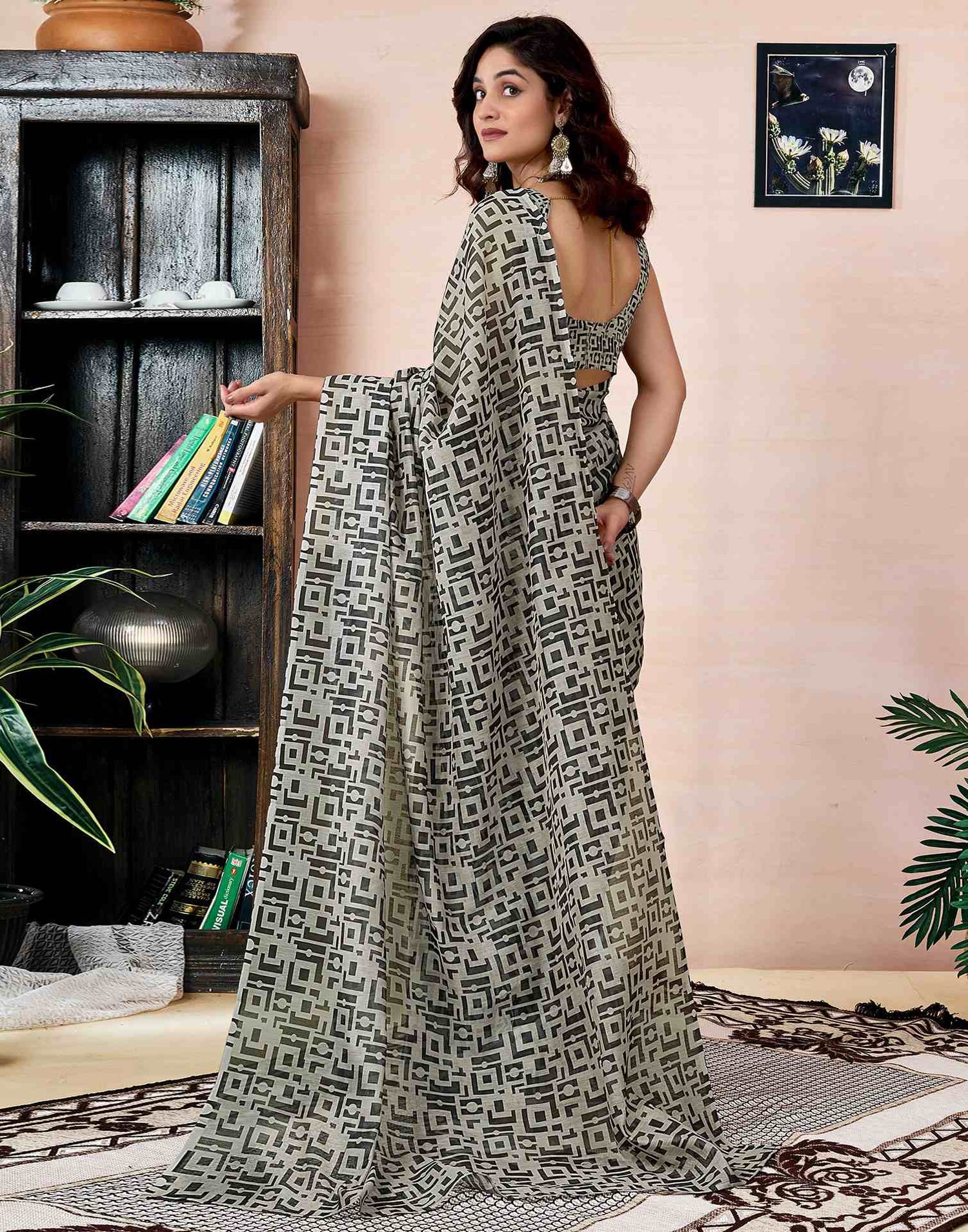 Ready To Wear Beige Chanderi Printed Saree With Pocket