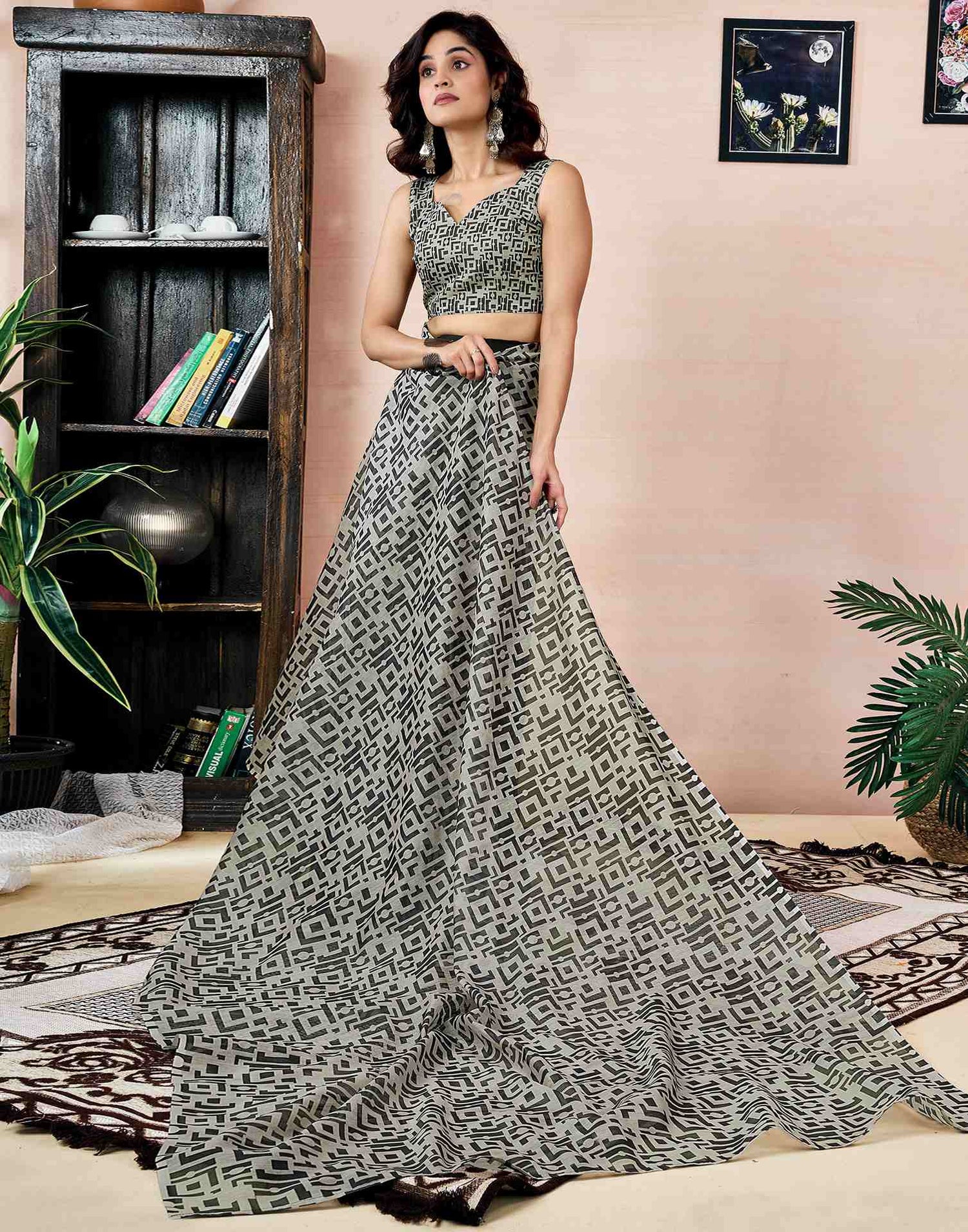 Ready To Wear Beige Chanderi Printed Saree With Pocket