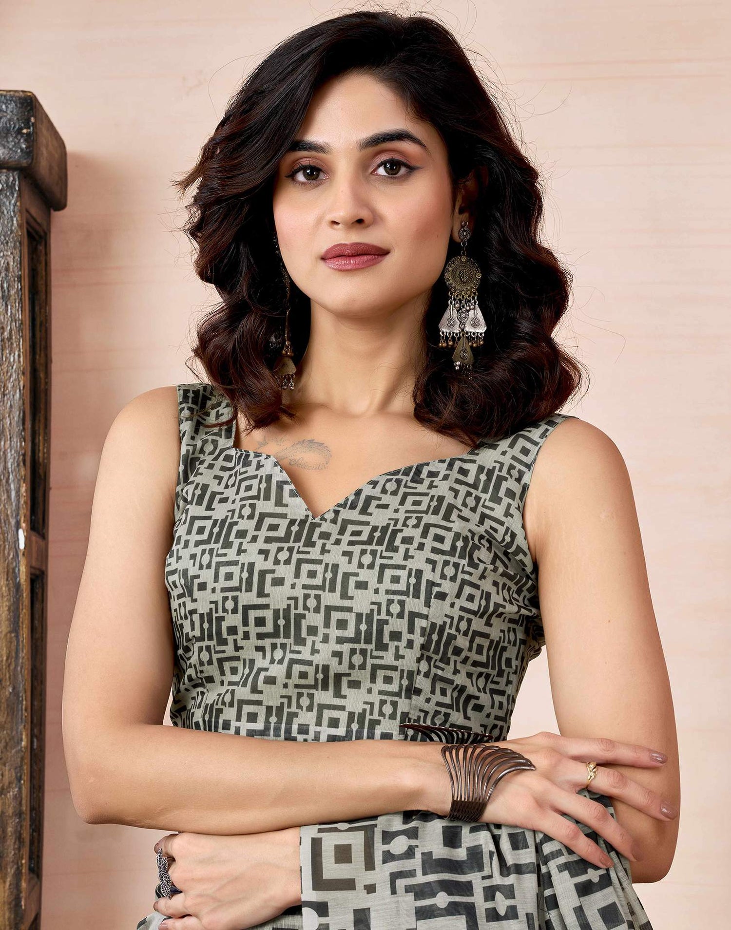 Ready To Wear Beige Chanderi Printed Saree With Pocket