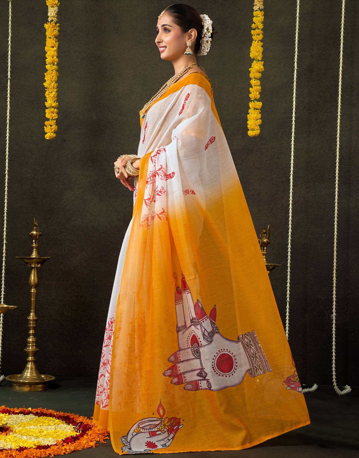 Off White Cotton Printed Saree