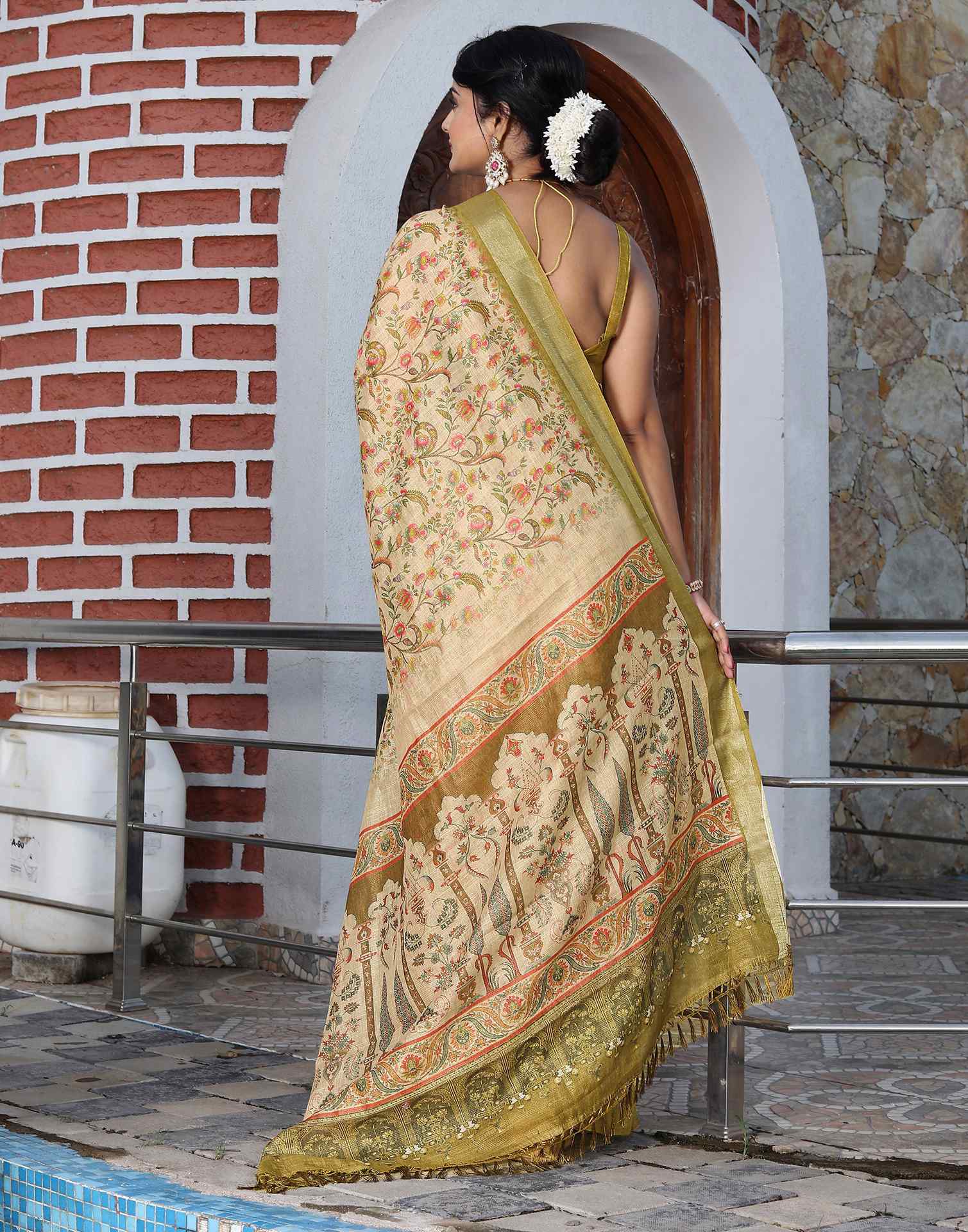 Beige Cotton Floral Printed Saree