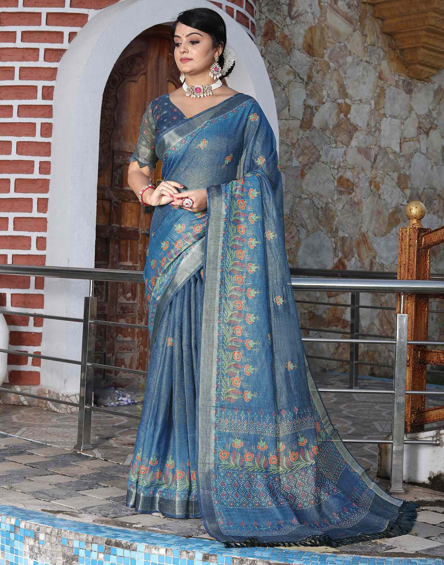 Blue Cotton Floral Printed Saree
