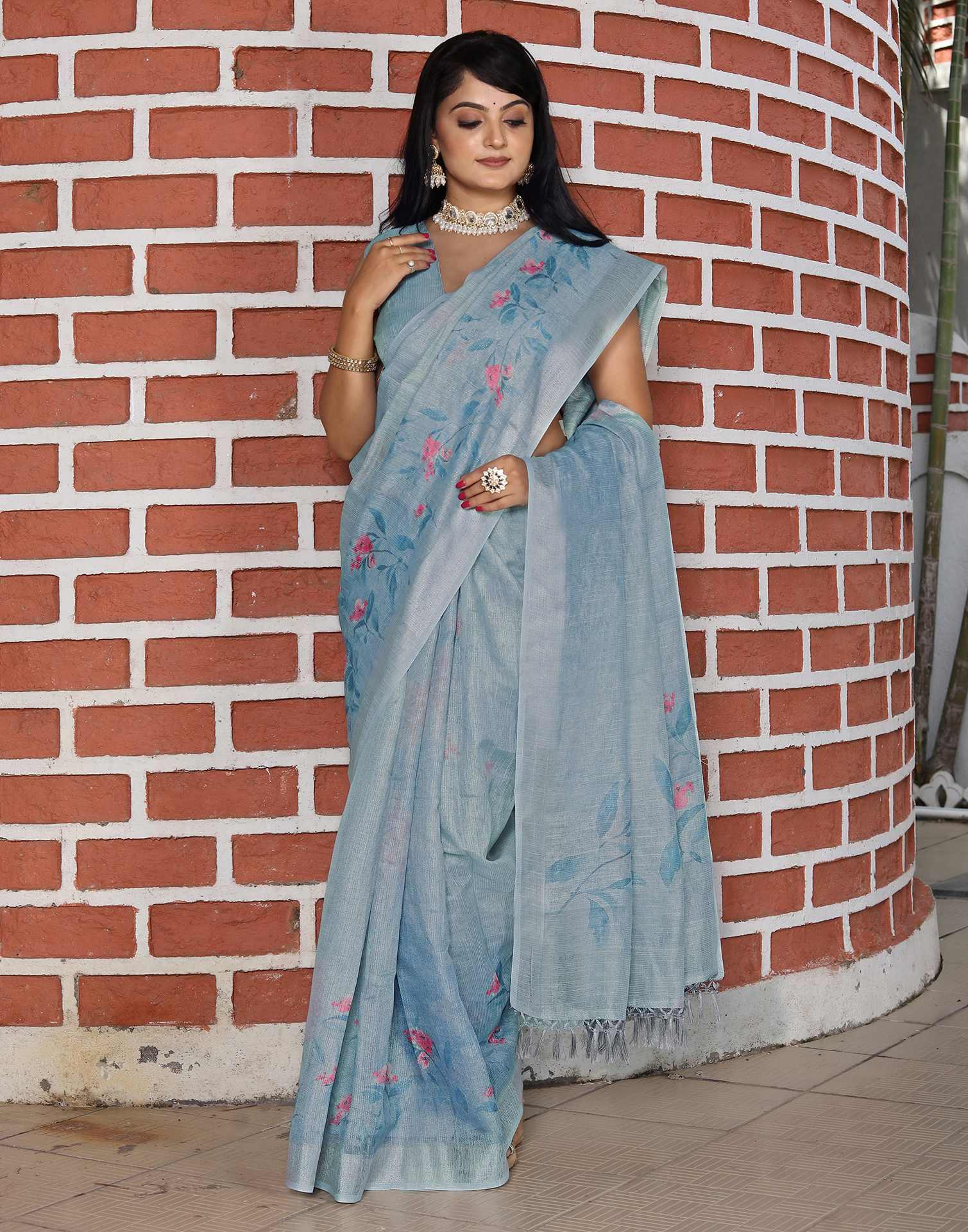 Grey Cotton Floral Printed Saree