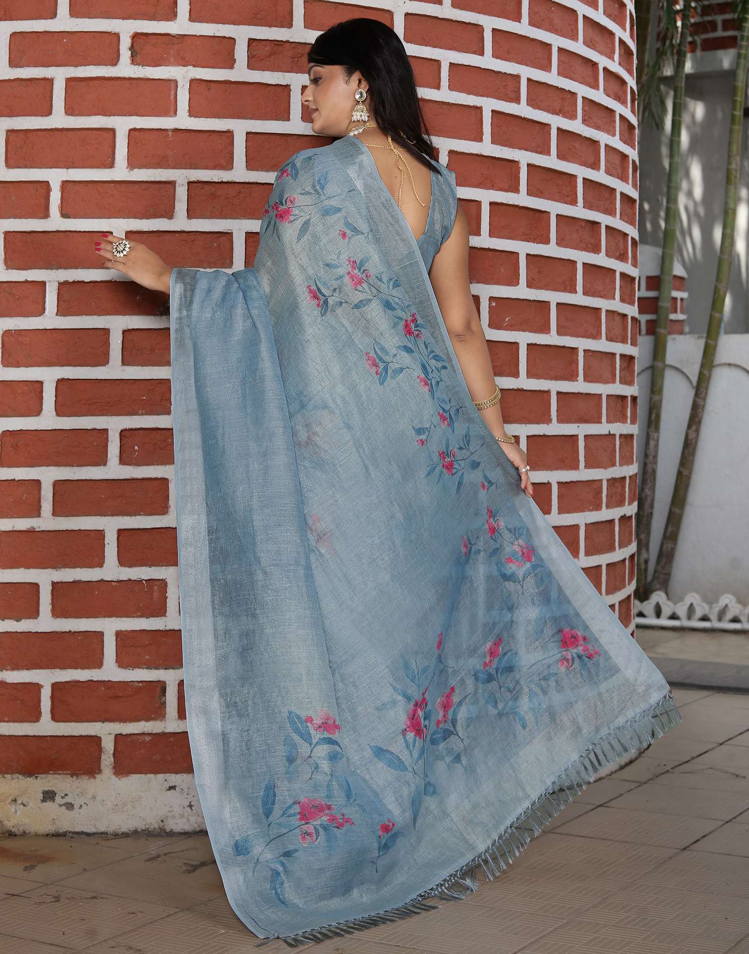 Grey Cotton Floral Printed Saree
