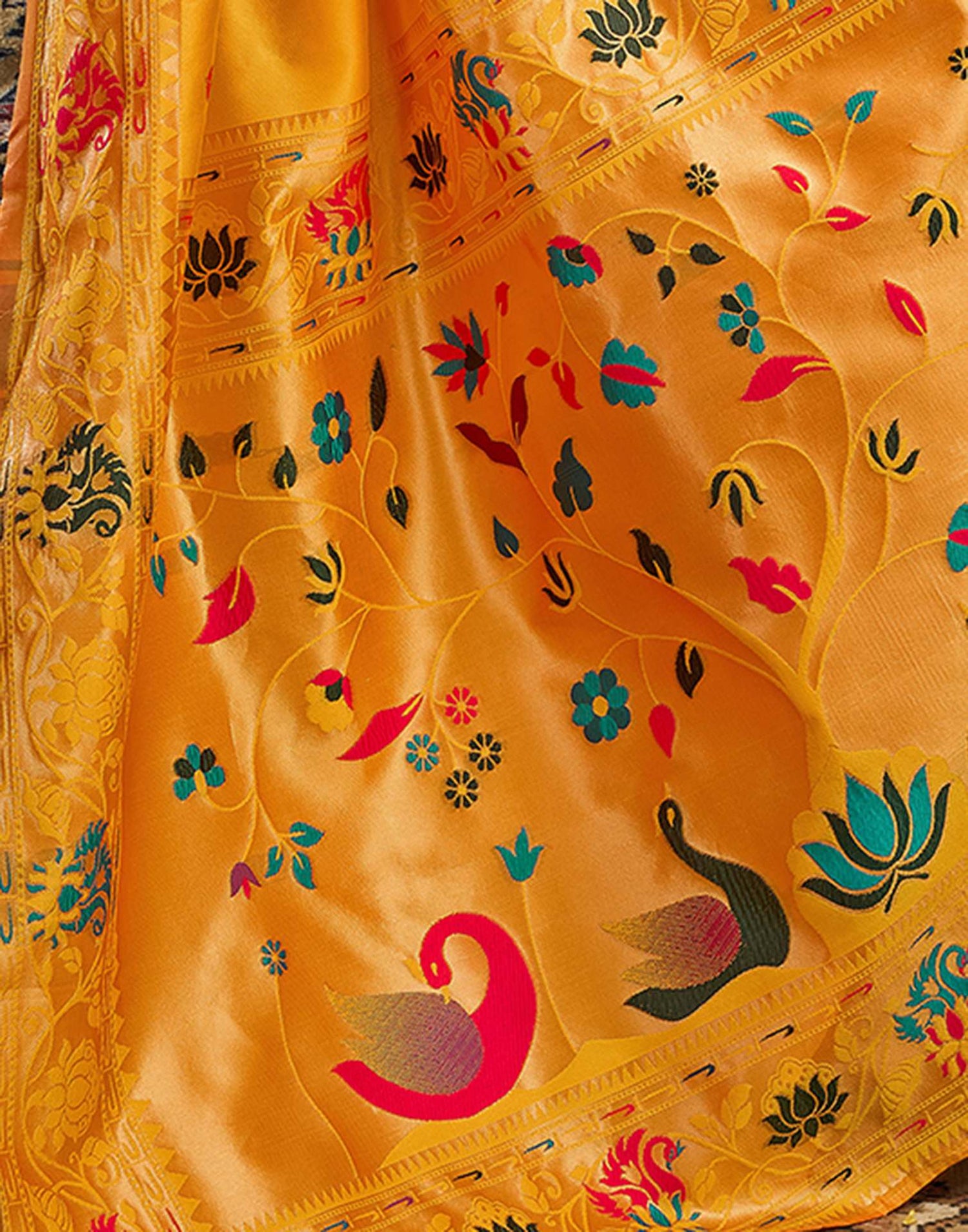 Yellow Silk Woven Paithani Saree
